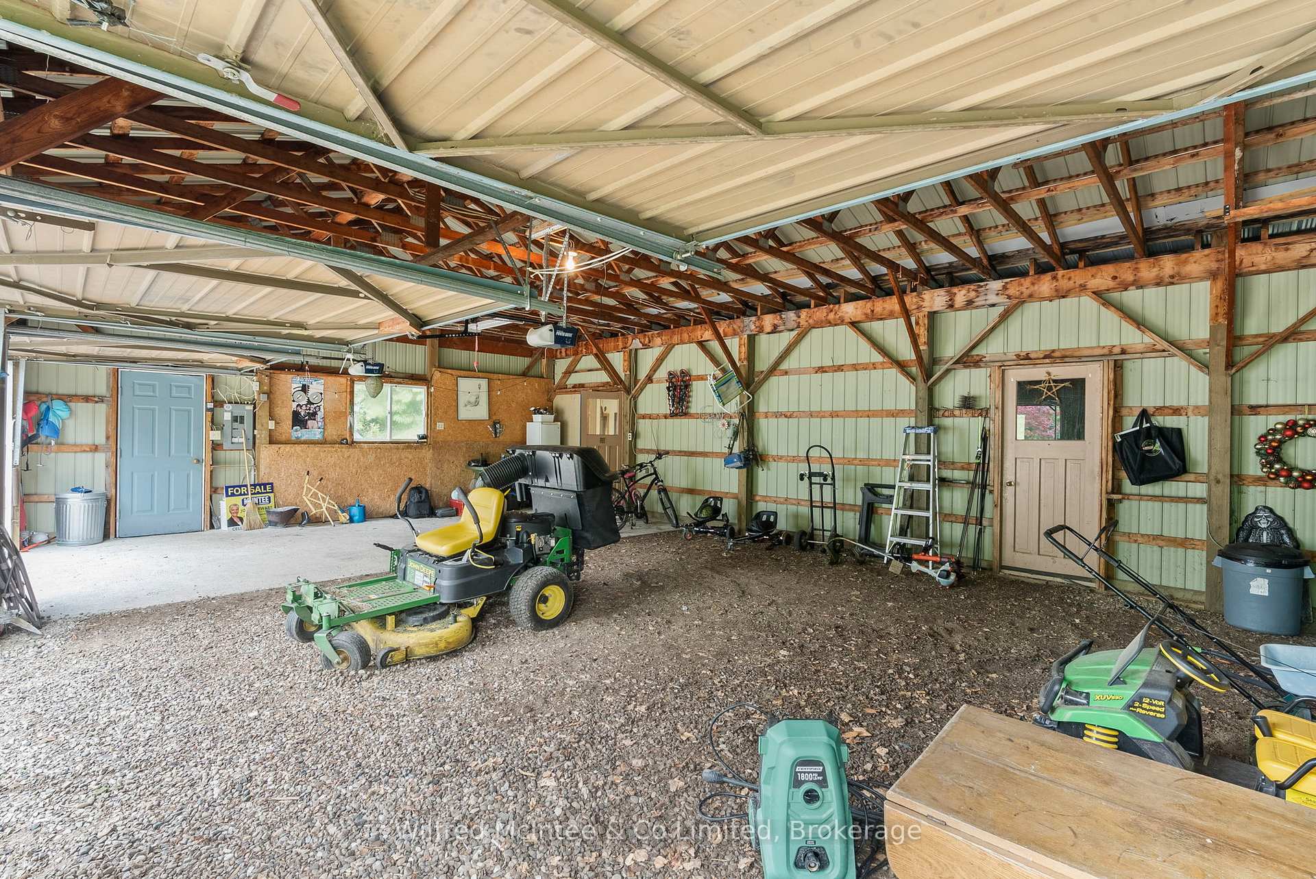 Photo 32 of 1716 Concession 10, Kincardine — HOMEH