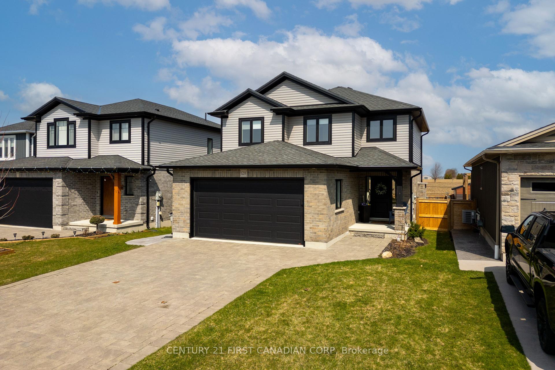 Photo 1 of 128 Gilmour Drive, Lucan Biddulph, Lucan — HOMEH
