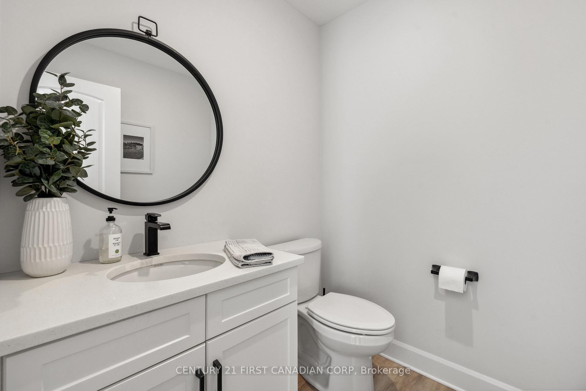 Photo 30 of 128 Gilmour Drive, Lucan Biddulph, Lucan — HOMEH