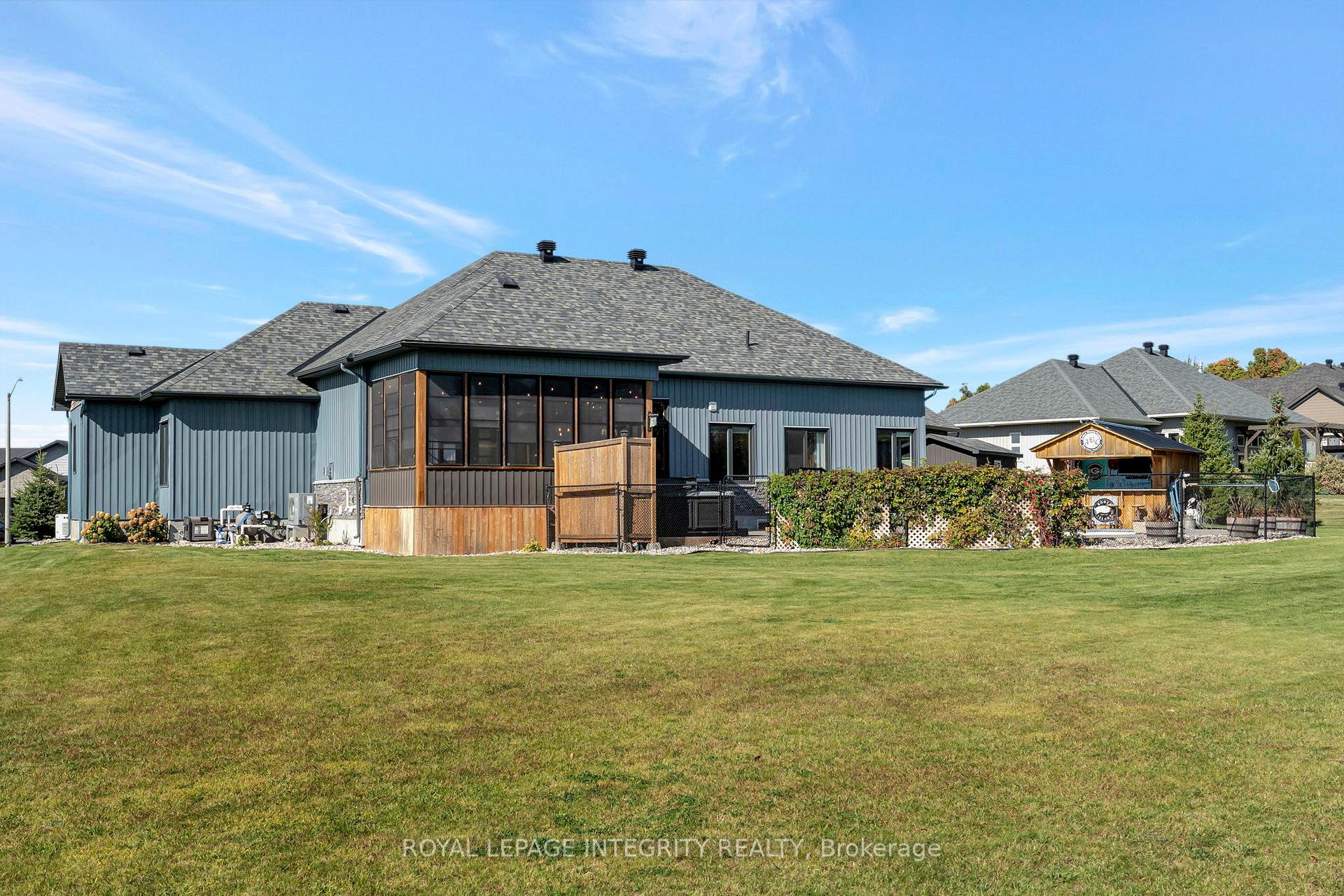 Photo 43 of 2198 Maple Forest Drive, Ottawa, North Gower — HOMEH