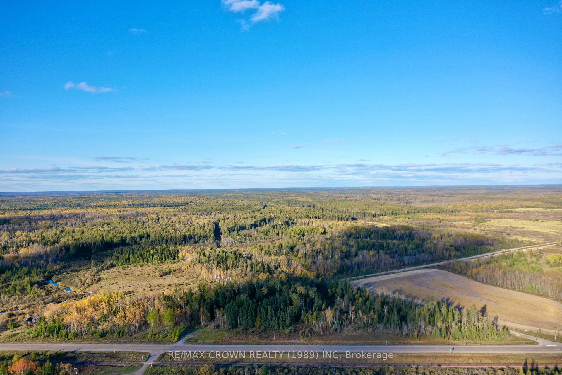 Photo 3 of 392 Highway 11, Kapuskasing — HOMEH
