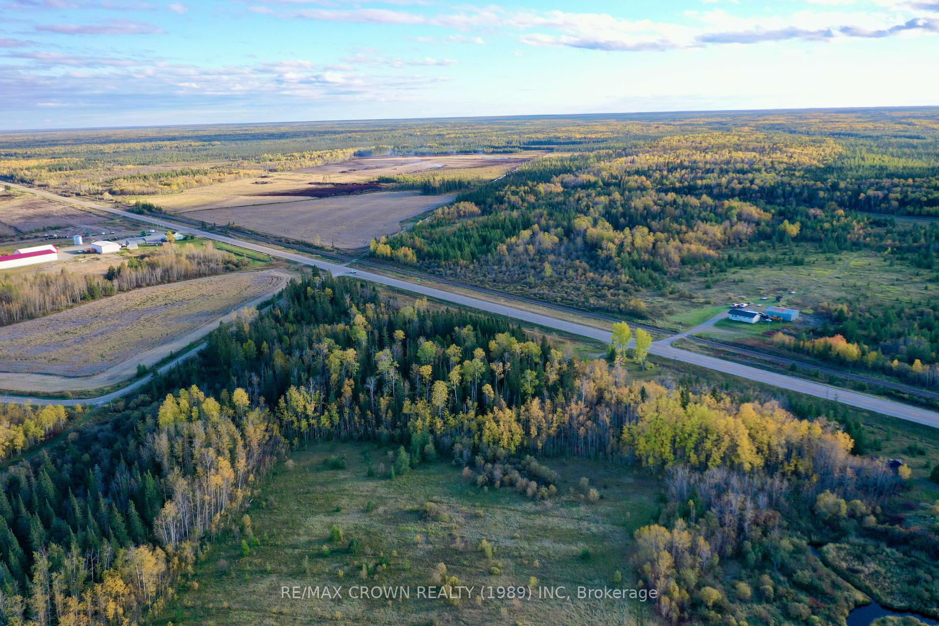 Photo 7 of 392 Highway 11, Kapuskasing — HOMEH
