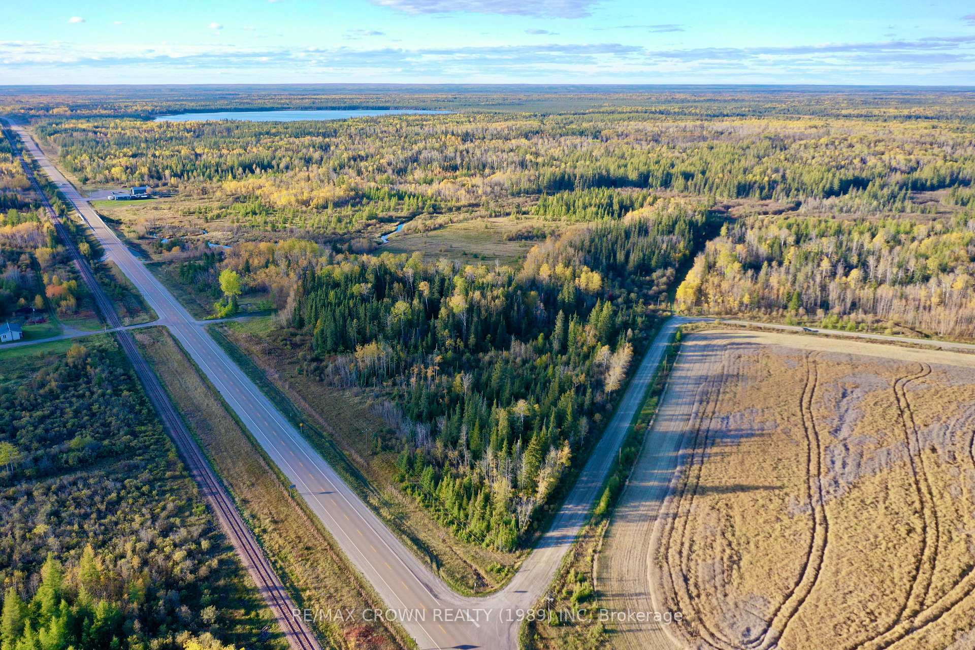 Photo 11 of 392 Highway 11, Kapuskasing — HOMEH