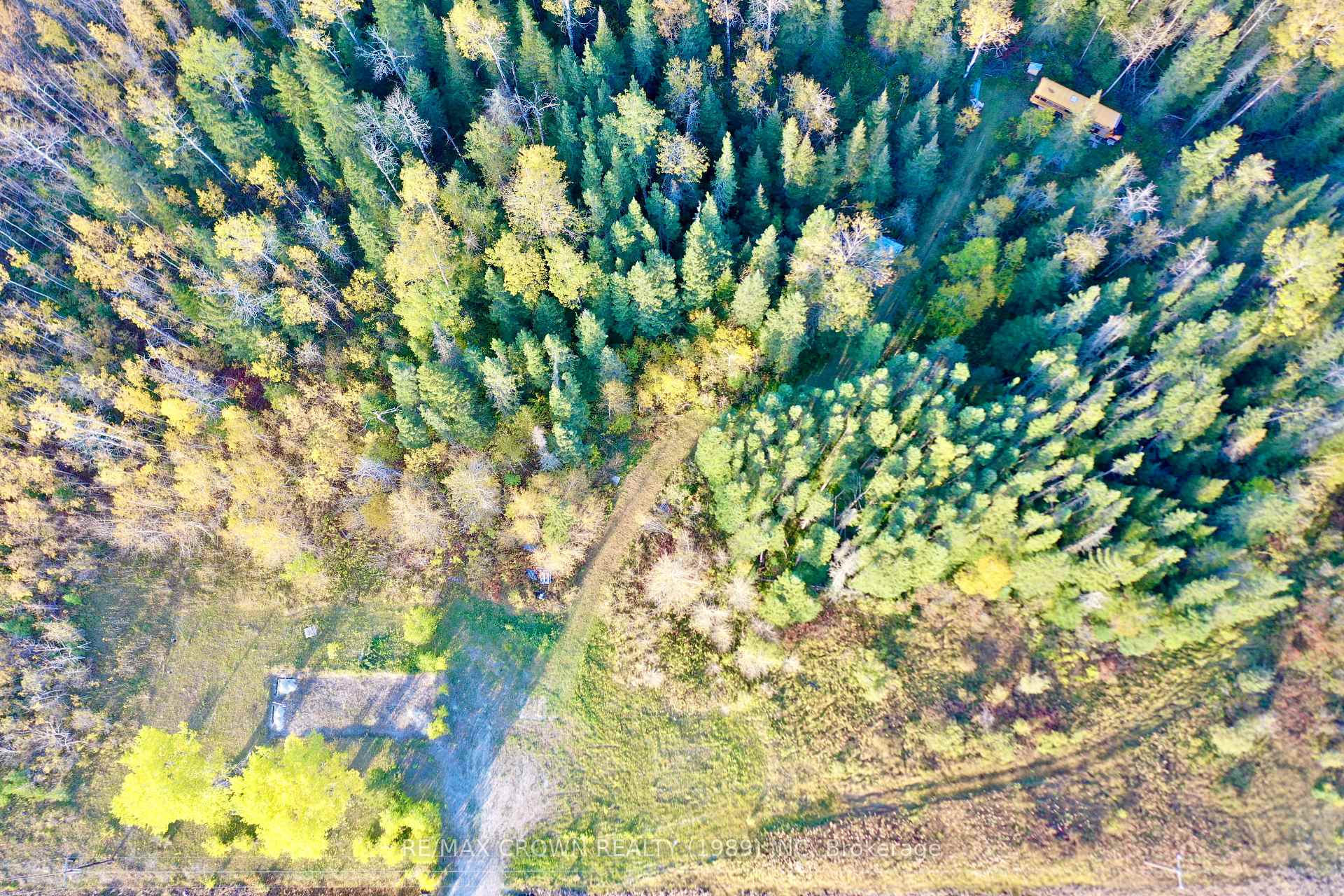 Photo 15 of 392 Highway 11, Kapuskasing — HOMEH