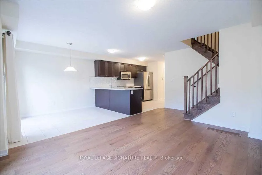 Photo 8 of 76 Scarletwood Street, Hamilton, Stoney Creek — HOMEH