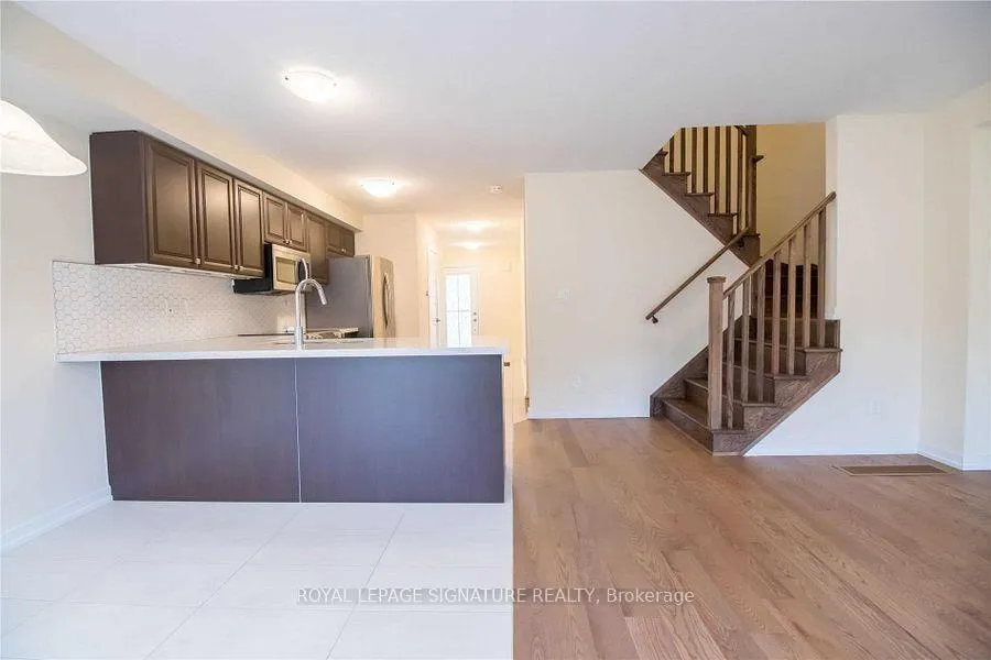 Photo 9 of 76 Scarletwood Street, Hamilton, Stoney Creek — HOMEH