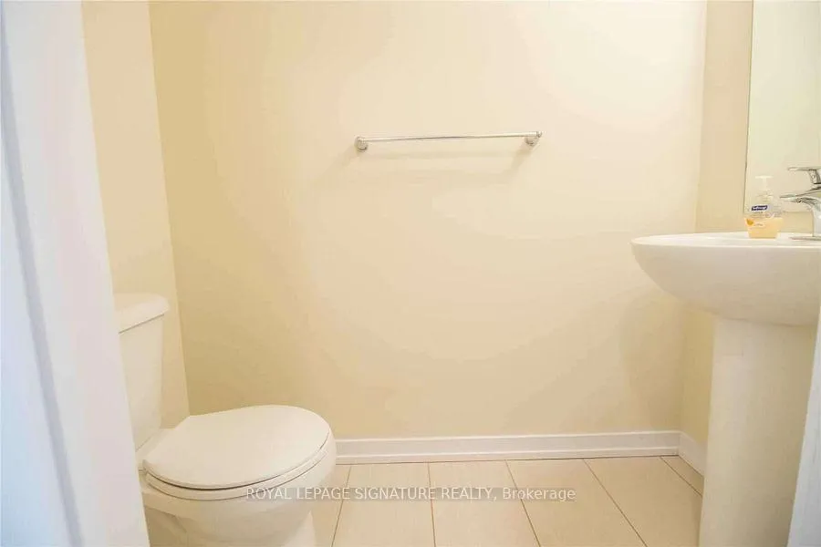 Photo 12 of 76 Scarletwood Street, Hamilton, Stoney Creek — HOMEH