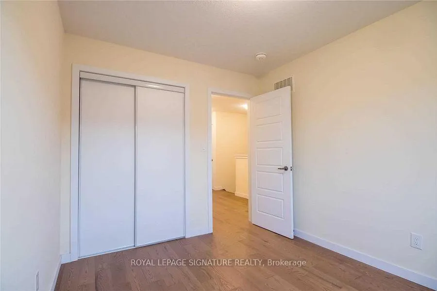 Photo 28 of 76 Scarletwood Street, Hamilton, Stoney Creek — HOMEH