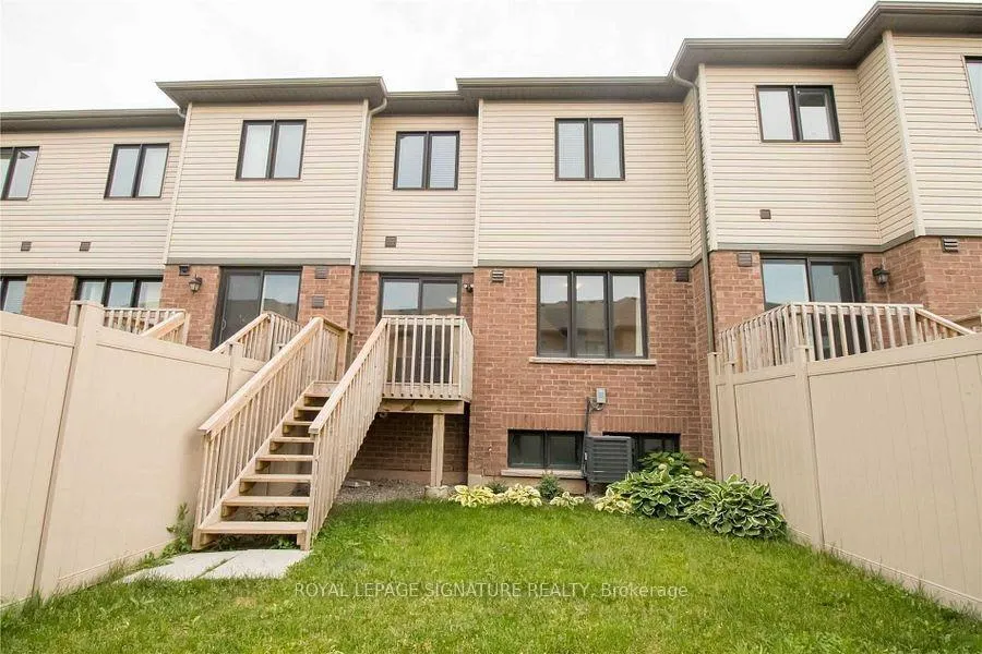 Photo 37 of 76 Scarletwood Street, Hamilton, Stoney Creek — HOMEH