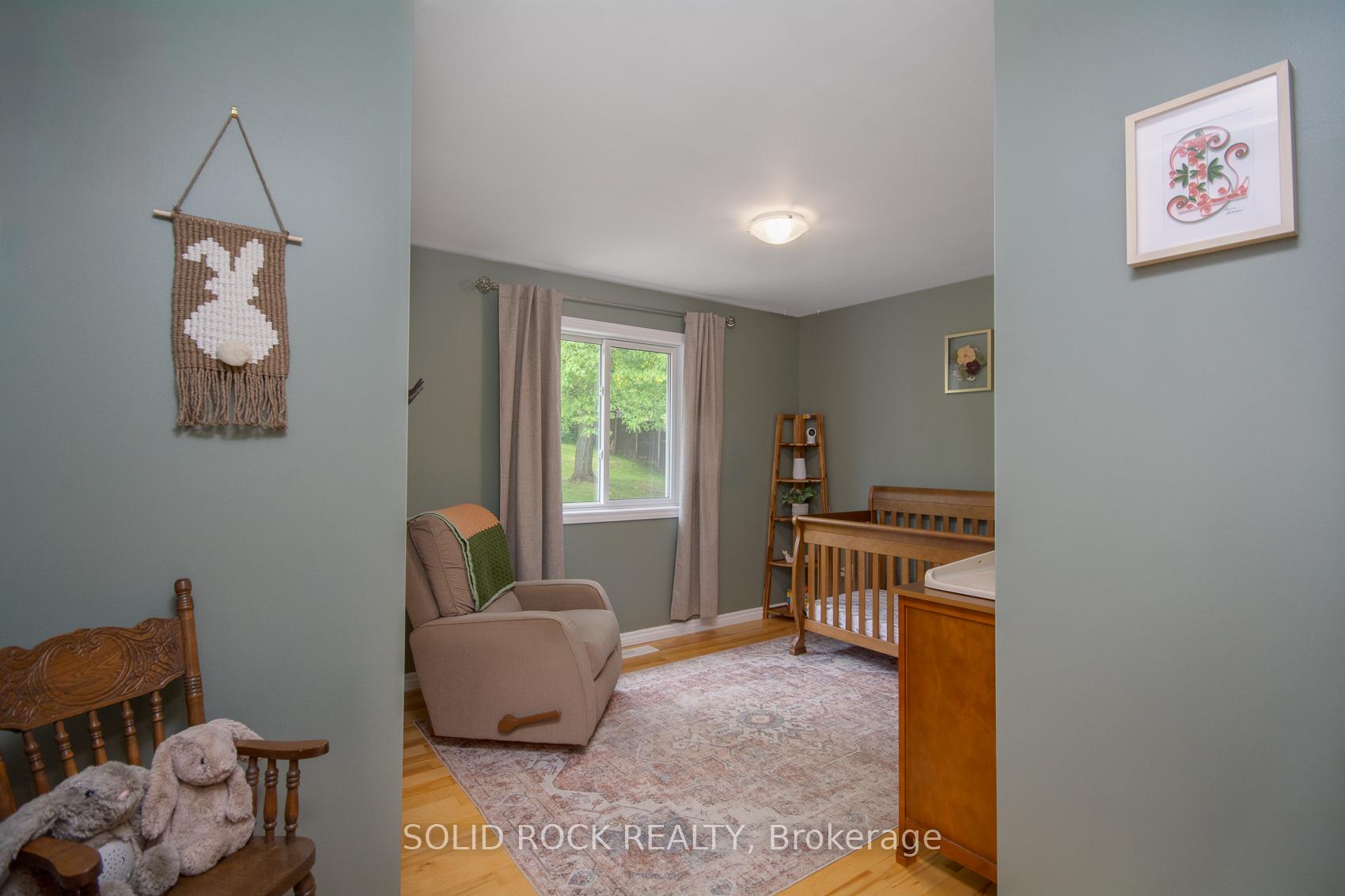Photo 21 of 6 Robbins Lane, McNab/Braeside, Mcnab/Braeside Twps — HOMEH