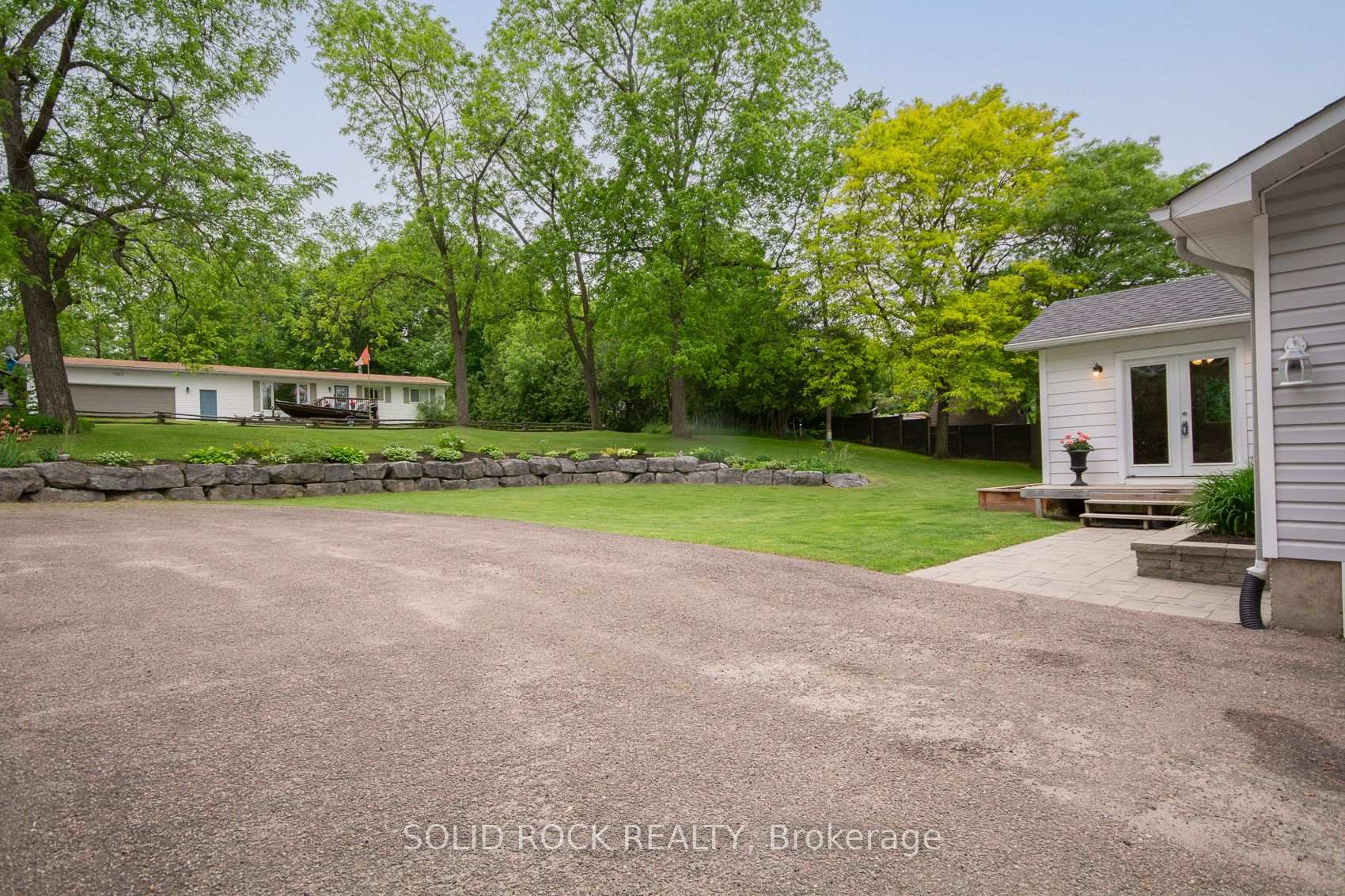 Photo 35 of 6 Robbins Lane, McNab/Braeside, Mcnab/Braeside Twps — HOMEH