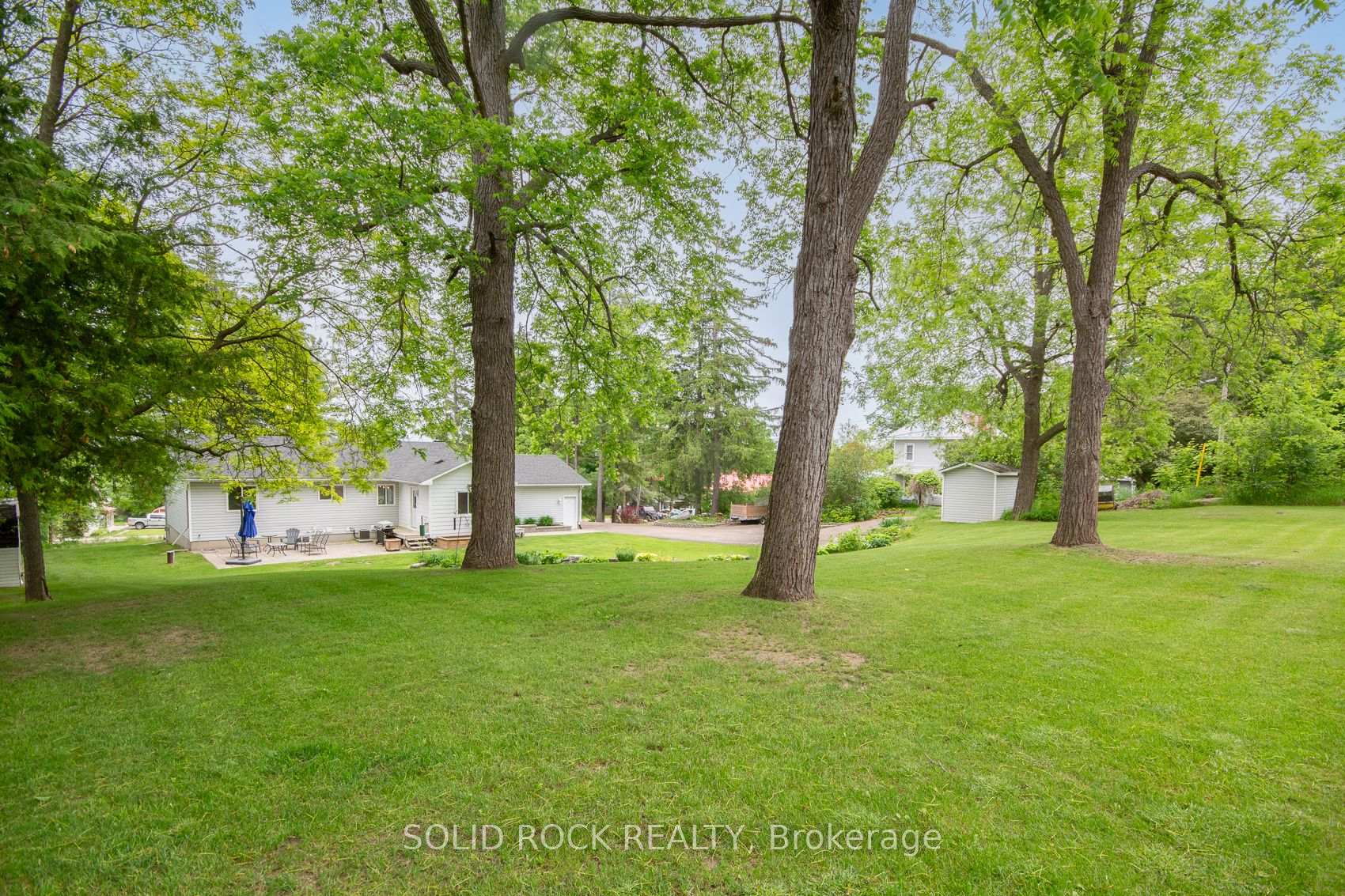 Photo 40 of 6 Robbins Lane, McNab/Braeside, Mcnab/Braeside Twps — HOMEH