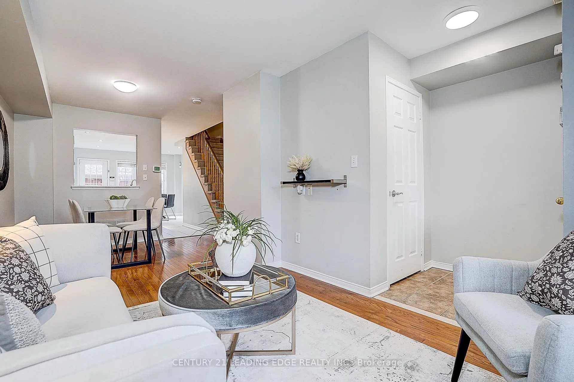 Photo 7 of 479 White's Hill Avenue, Markham, Cornell — HOMEH
