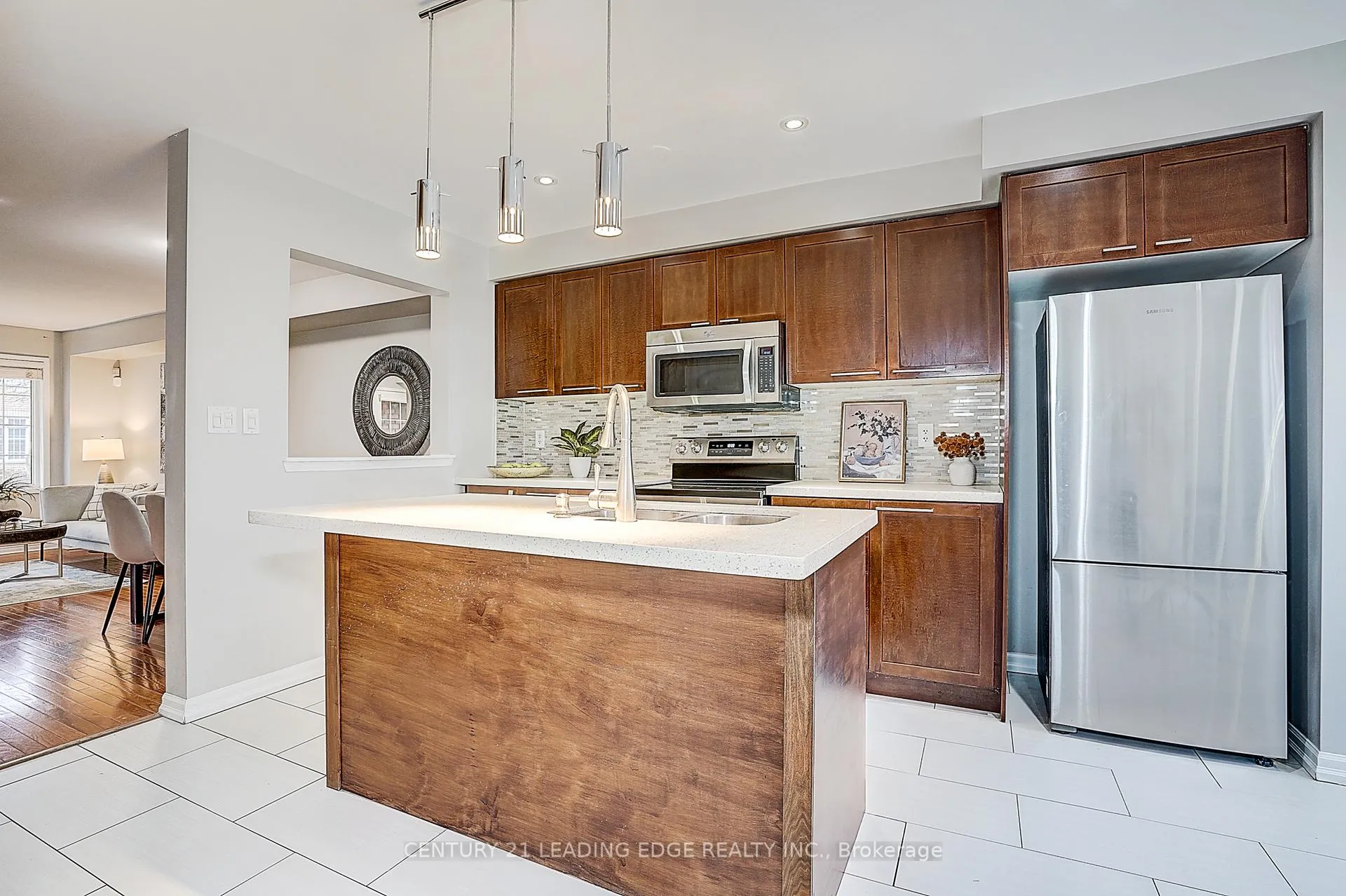 Photo 21 of 479 White's Hill Avenue, Markham, Cornell — HOMEH