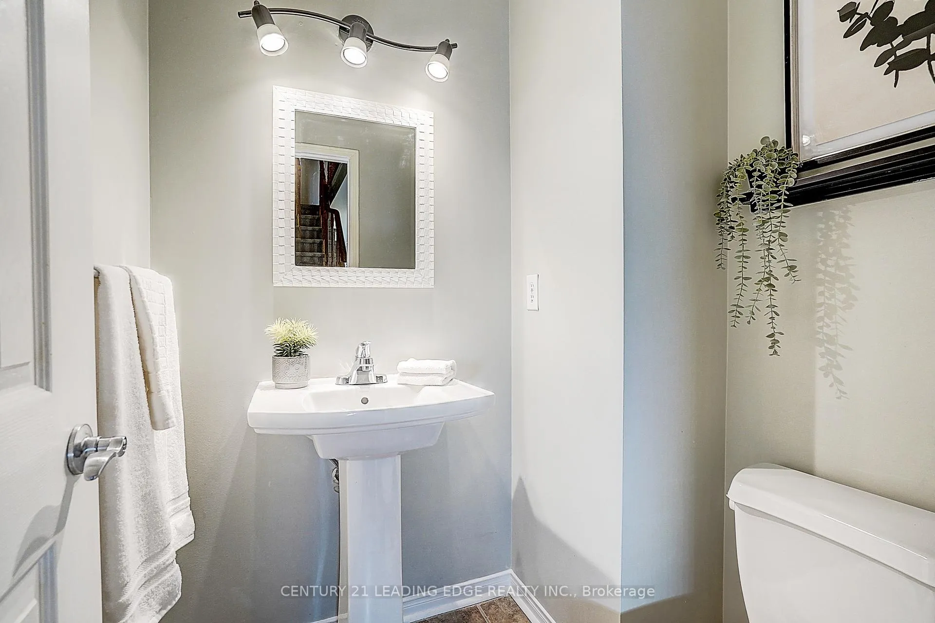 Photo 27 of 479 White's Hill Avenue, Markham, Cornell — HOMEH