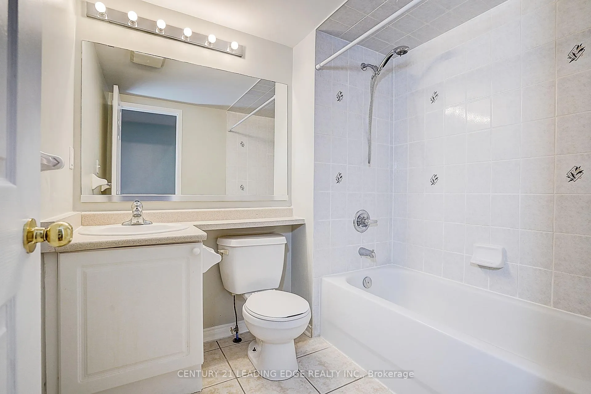 Photo 39 of 479 White's Hill Avenue, Markham, Cornell — HOMEH