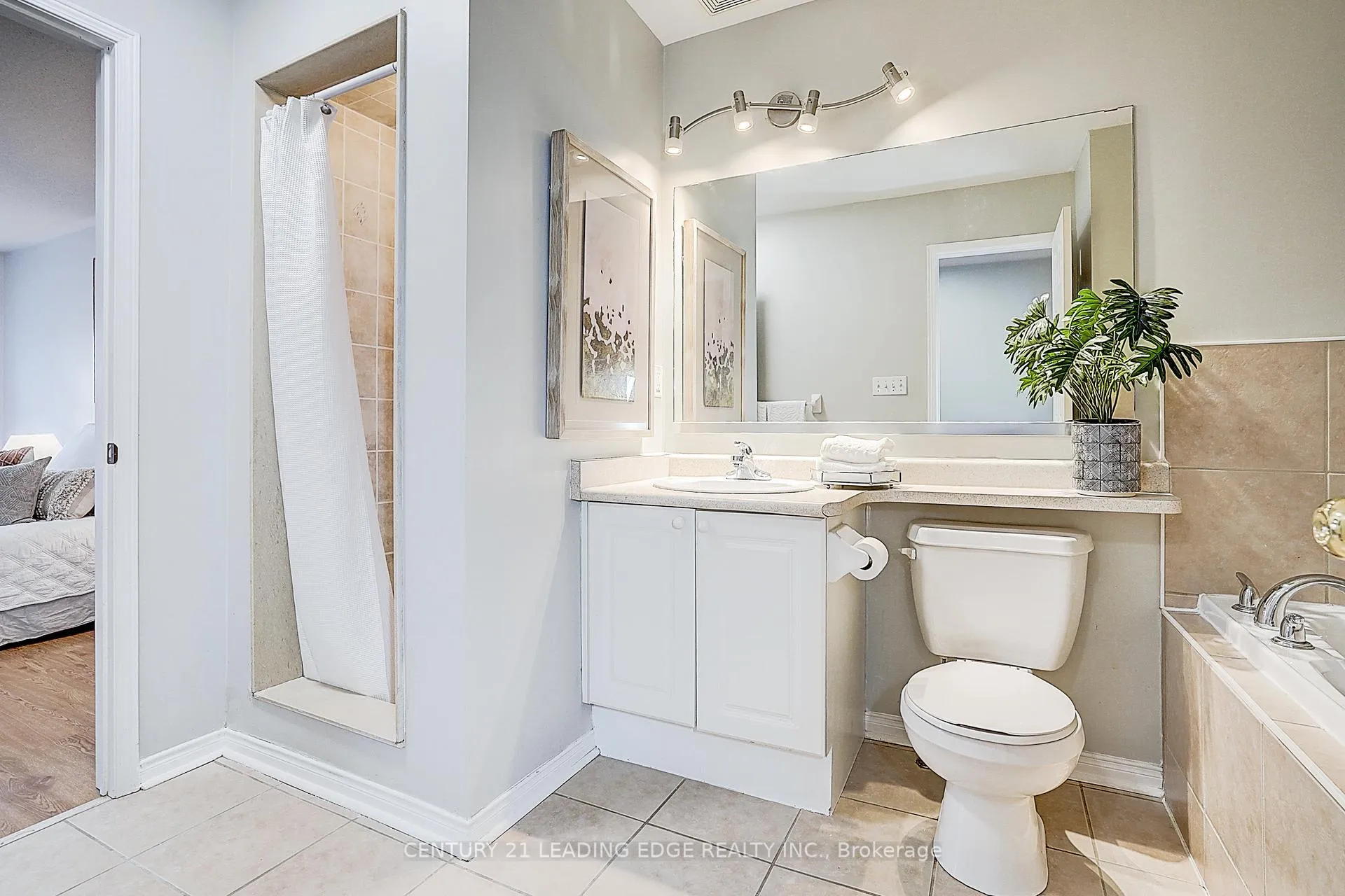 Photo 46 of 479 White's Hill Avenue, Markham, Cornell — HOMEH