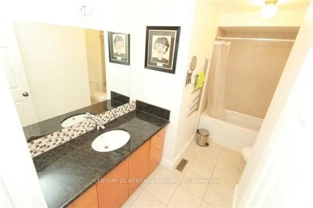 Photo 14 of Unit Main, 21 Chloe Crescent, Markham, Middlefield — HOMEH