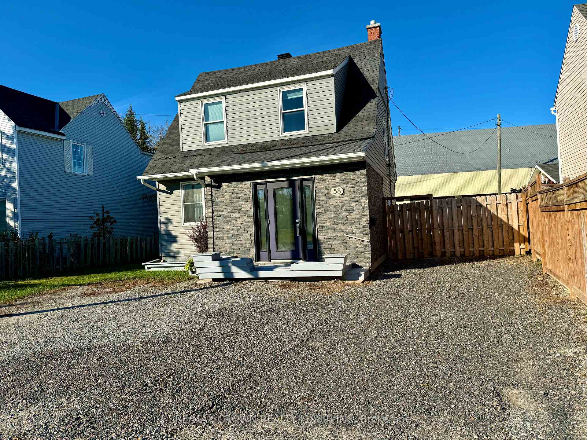 Photo 1 of 58 Riverside Drive, Kapuskasing — HOMEH
