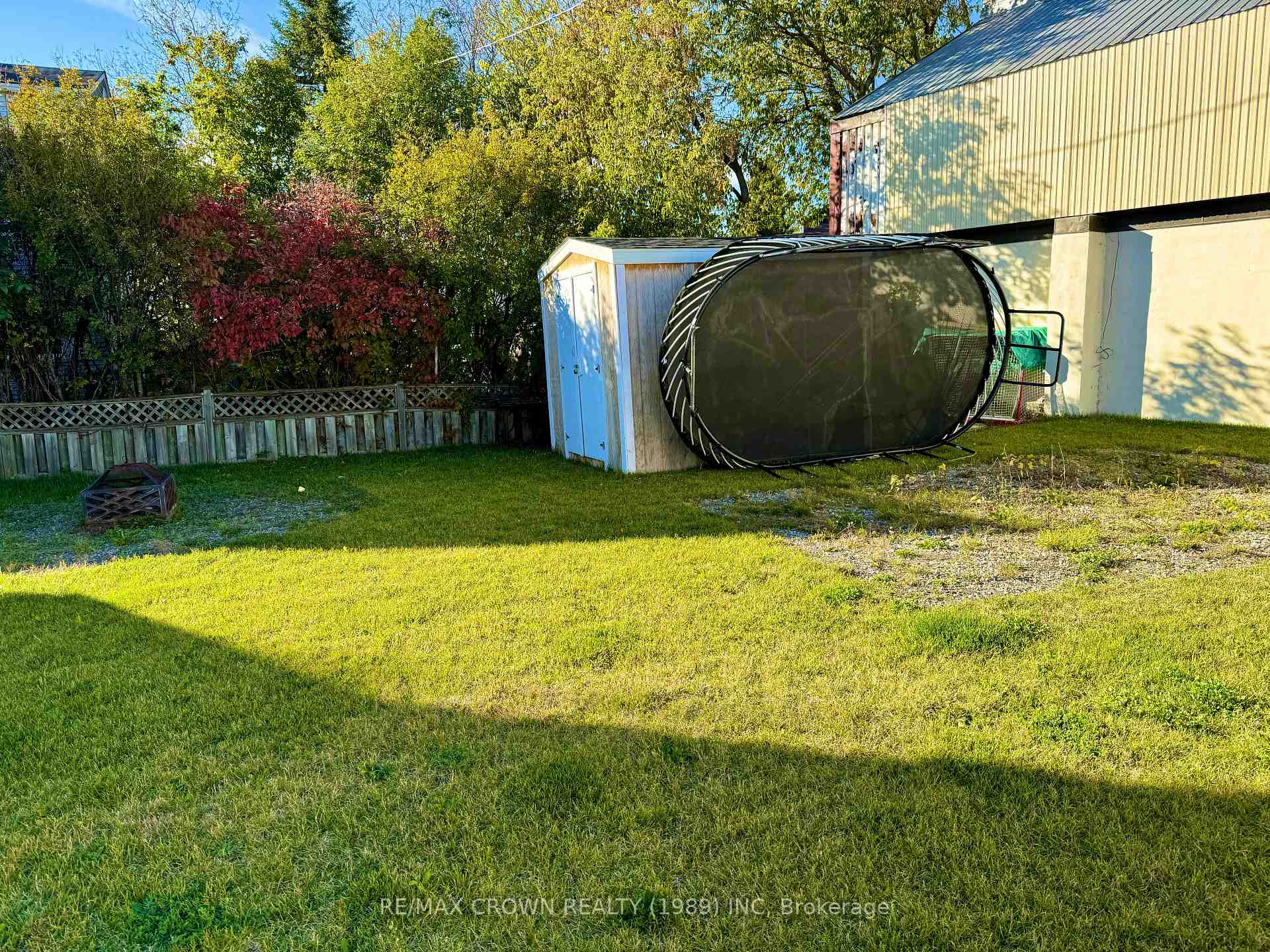 Photo 33 of 58 Riverside Drive, Kapuskasing — HOMEH