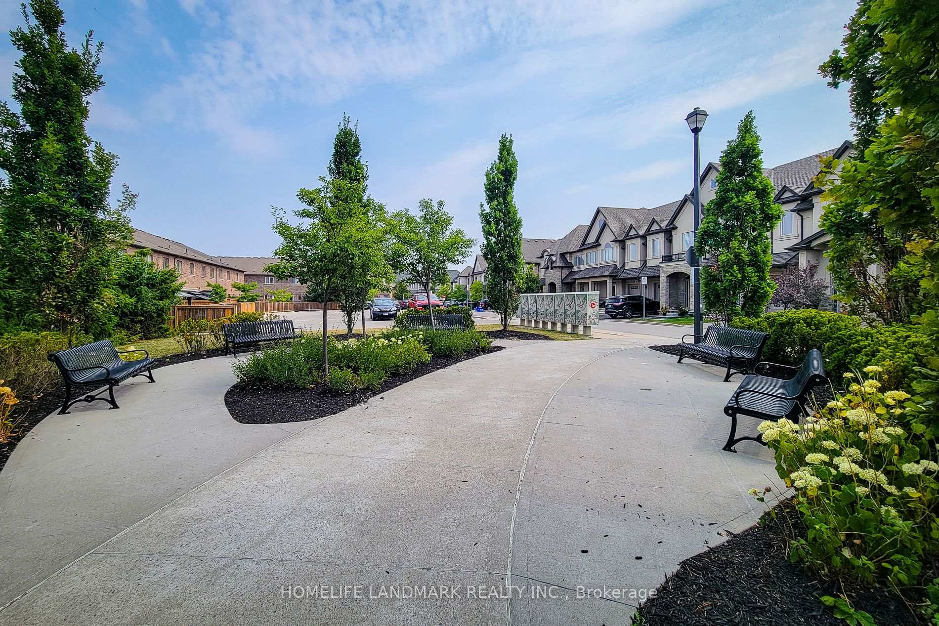 Photo 2 of 75 Sonoma Valley Crescent, Hamilton, Mewburn — HOMEH