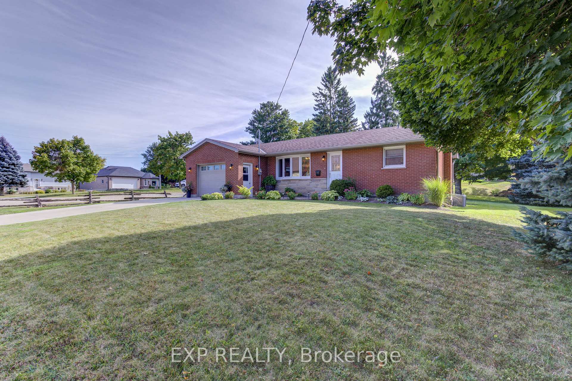 Photo 1 of 33 Spring Street, Mapleton, Rural Mapleton — HOMEH