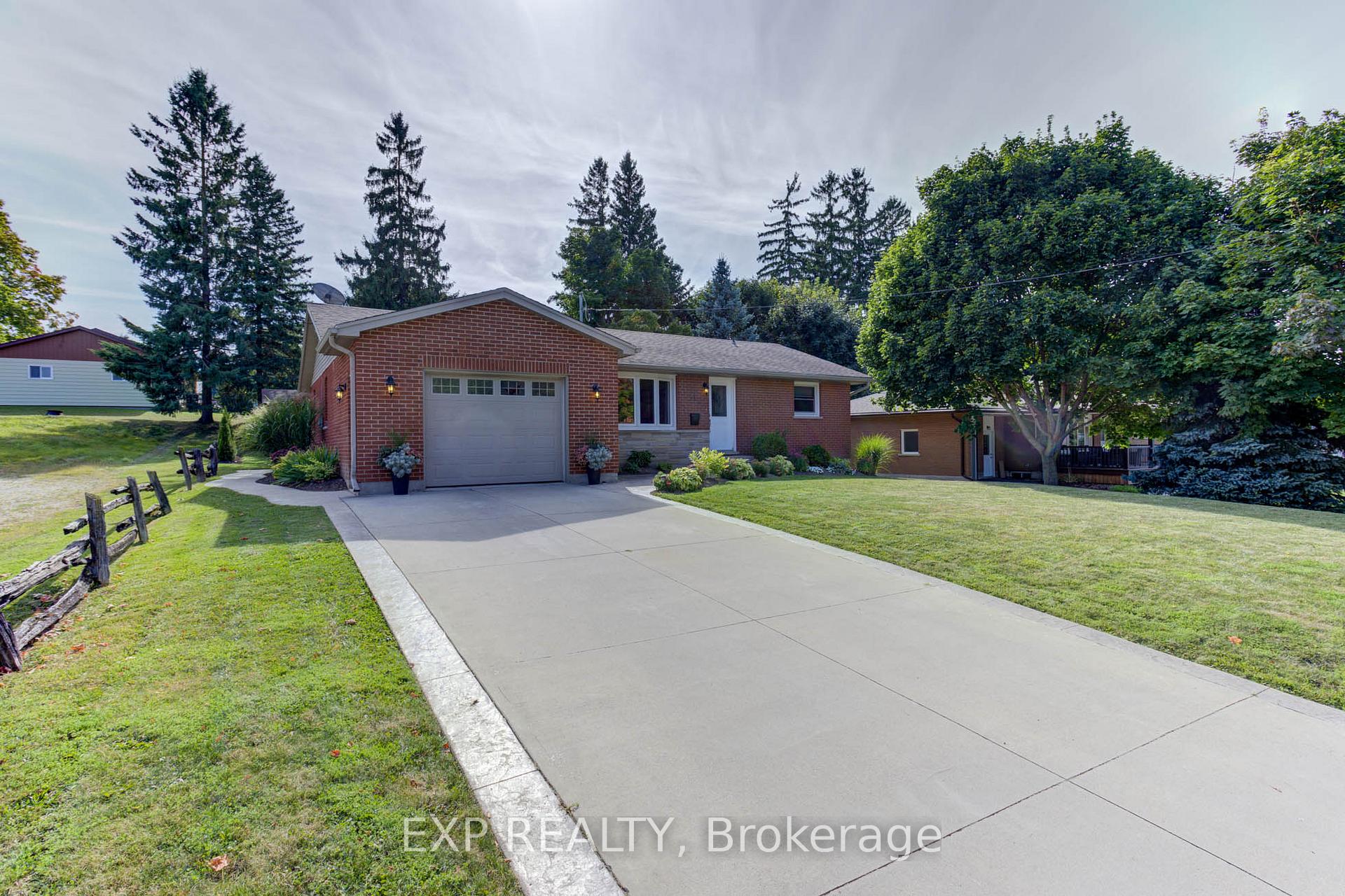 Photo 3 of 33 Spring Street, Mapleton, Rural Mapleton — HOMEH