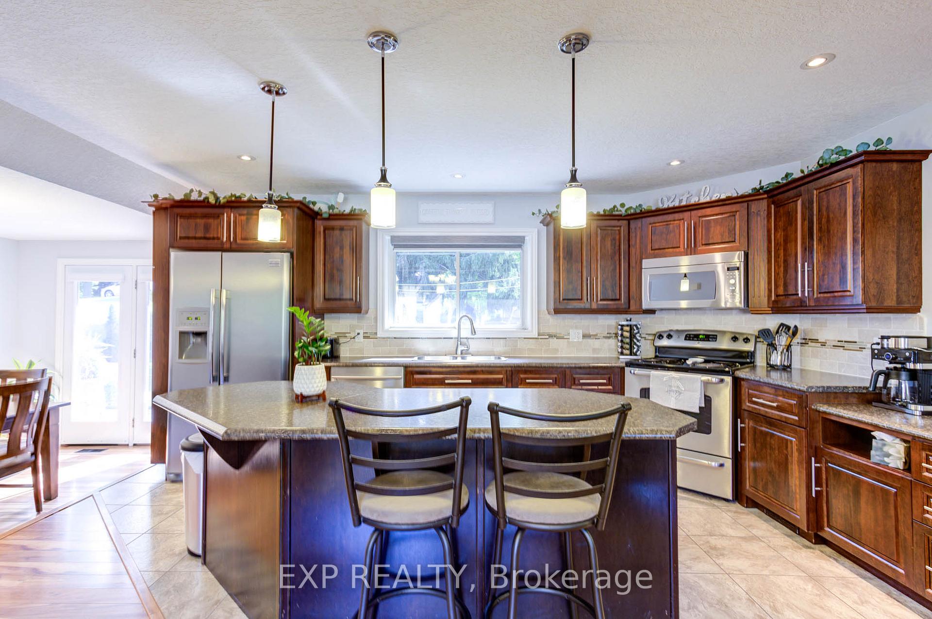 Photo 12 of 33 Spring Street, Mapleton, Rural Mapleton — HOMEH