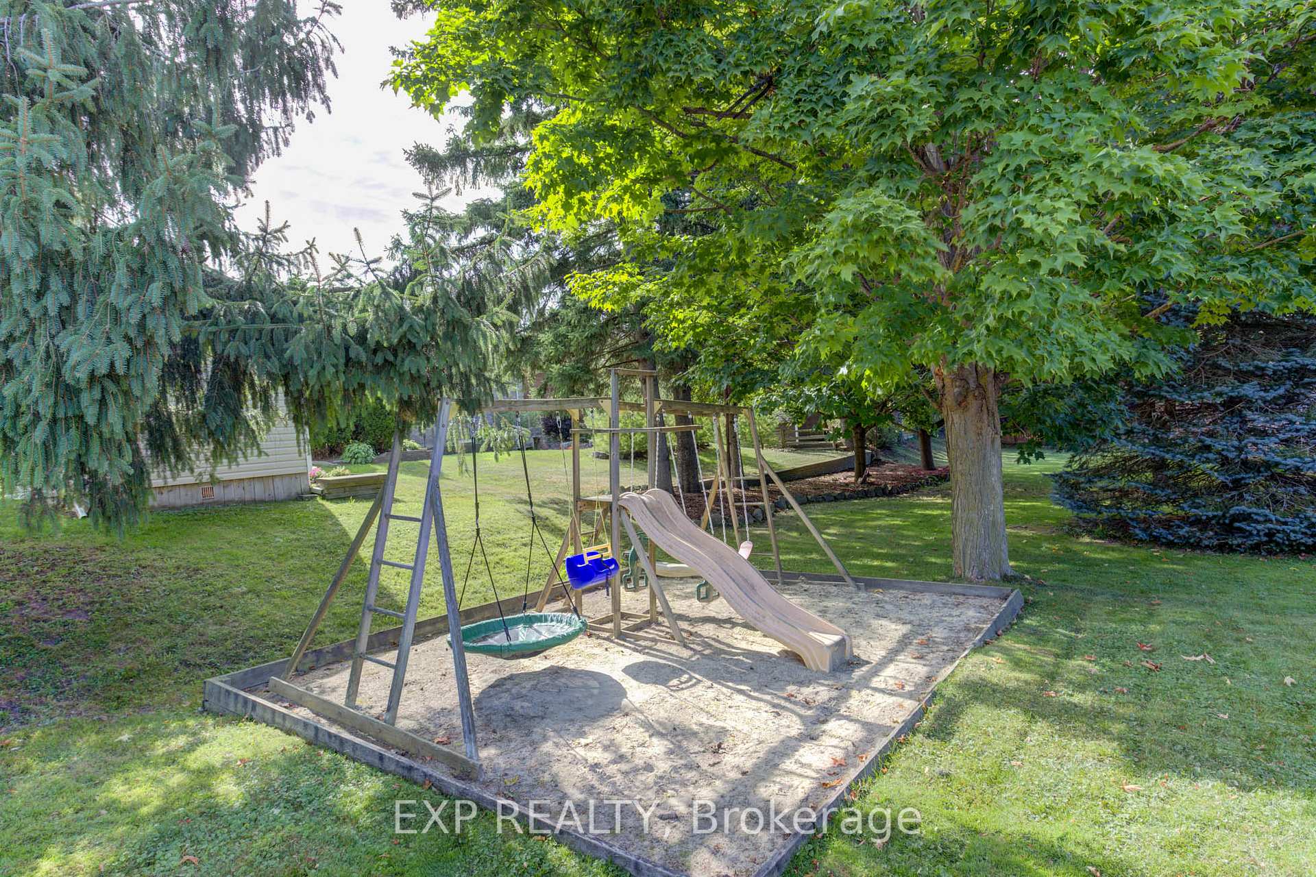 Photo 36 of 33 Spring Street, Mapleton, Rural Mapleton — HOMEH