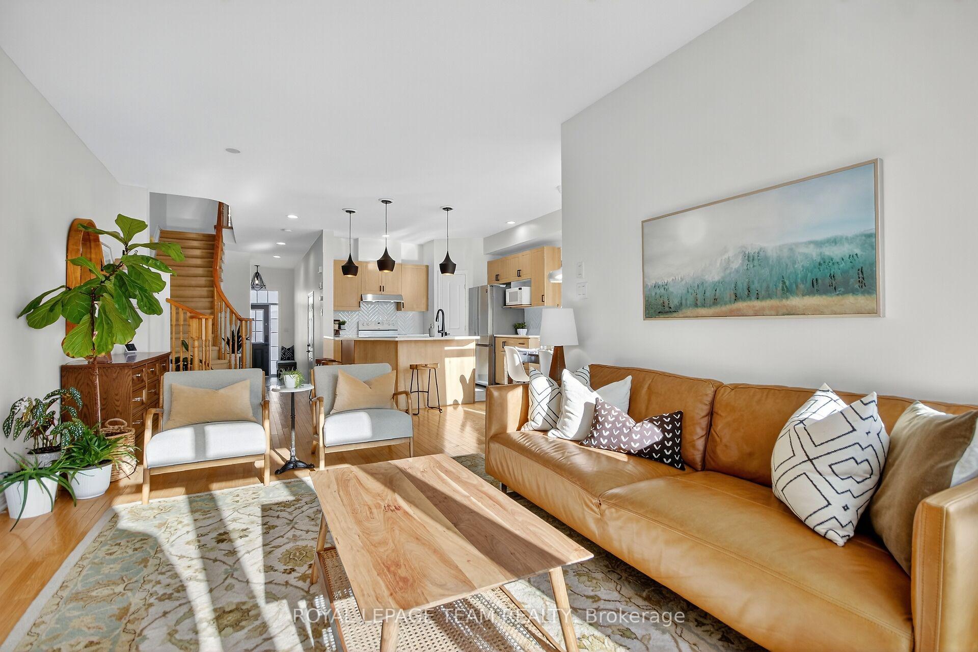 Photo 11 of 293 Waymark Crescent, Ottawa, Kanata - Bridlewood — HOMEH