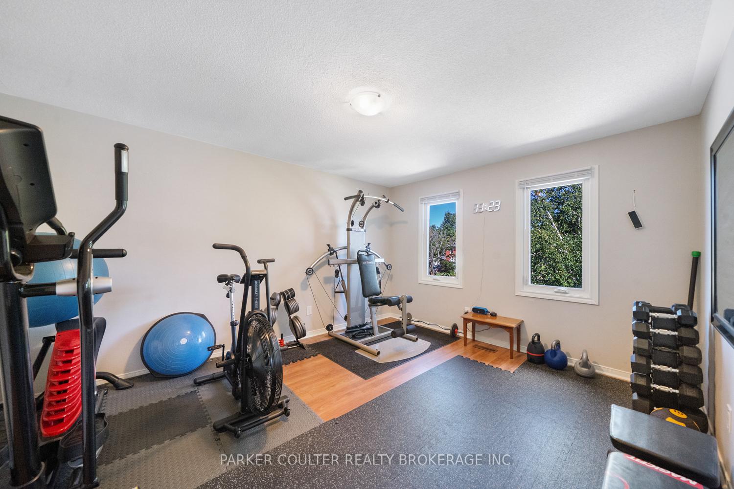 Photo 21 of 2725 Shering Crescent, Innisfil, Stroud — HOMEH