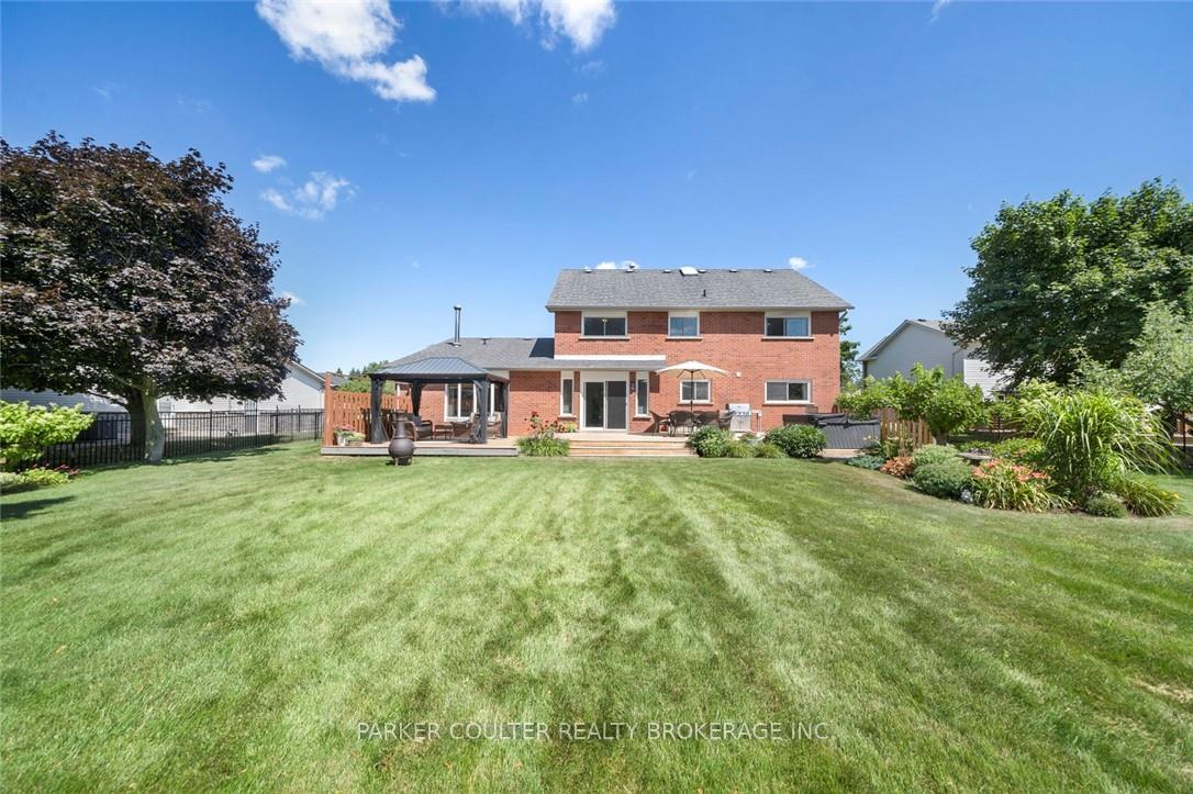 Photo 44 of 2725 Shering Crescent, Innisfil, Stroud — HOMEH