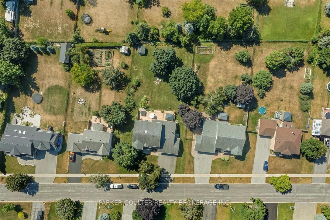 Photo 47 of 2725 Shering Crescent, Innisfil, Stroud — HOMEH