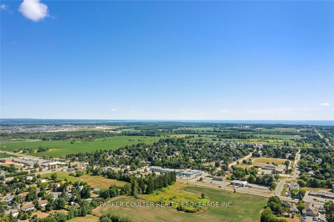 Photo 49 of 2725 Shering Crescent, Innisfil, Stroud — HOMEH