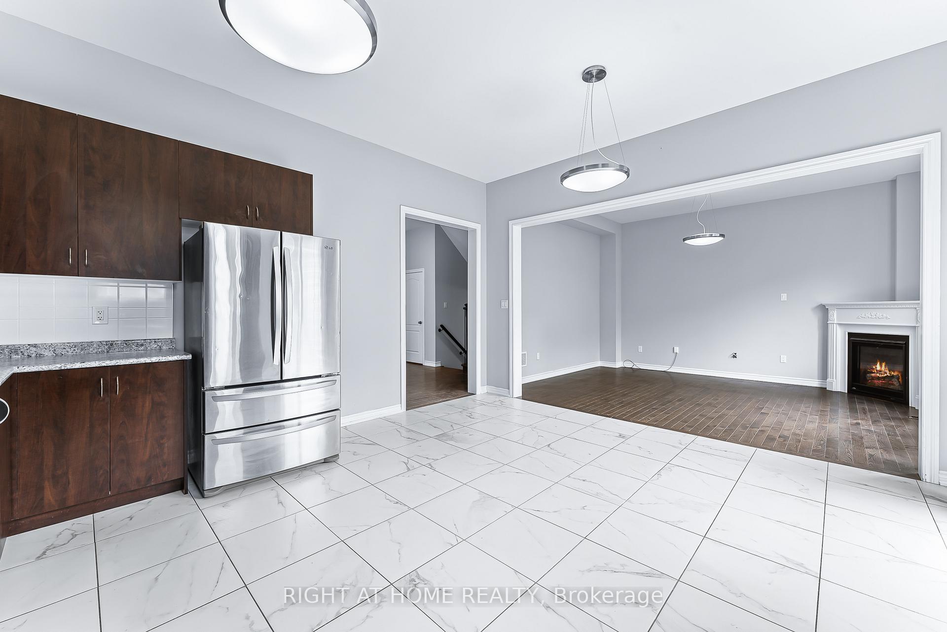 Photo 8 of 1157 Peelar (MAIN AND 2ND FLOOR) Crescent, Innisfil, Lefroy — HOMEH