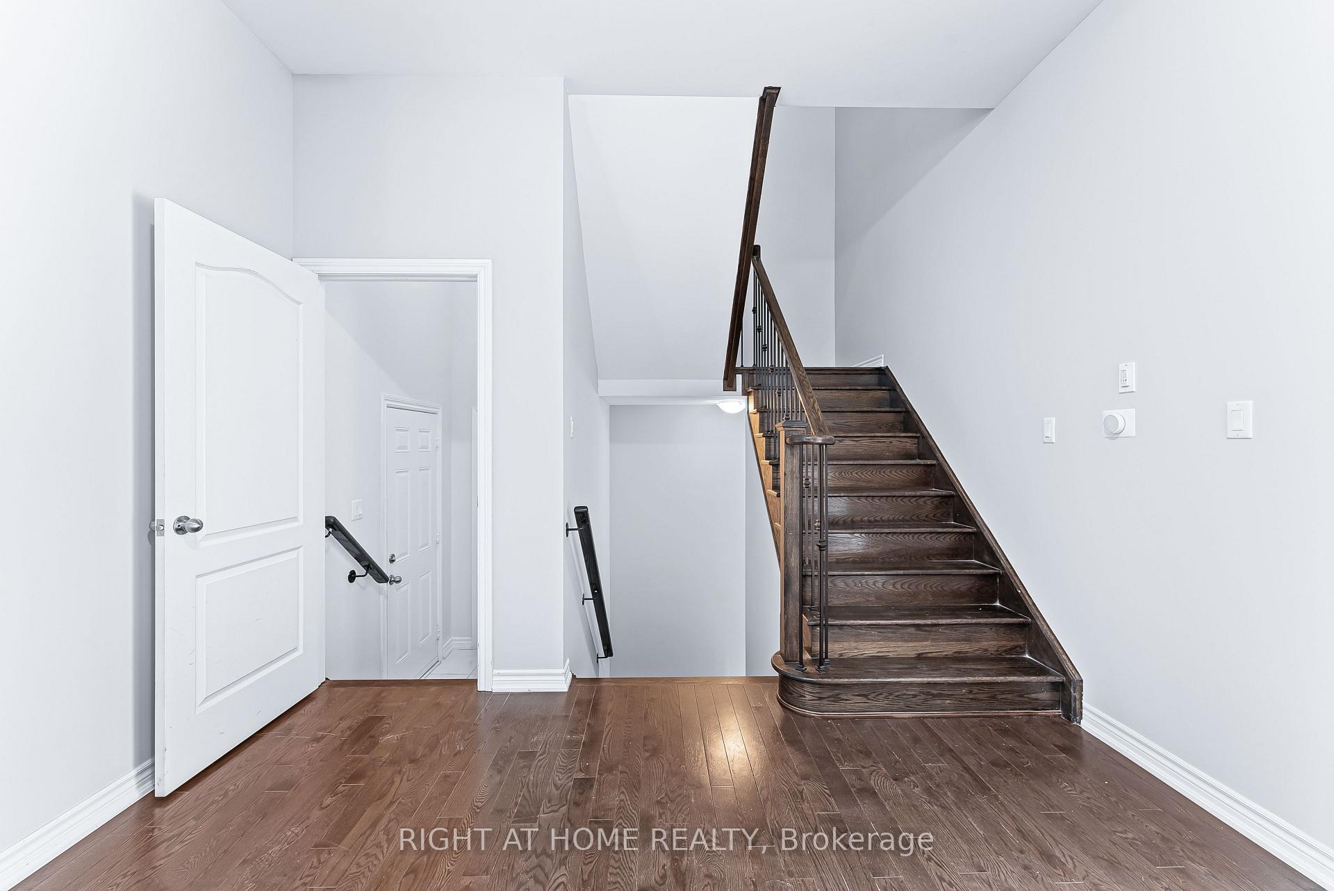 Photo 12 of 1157 Peelar (MAIN AND 2ND FLOOR) Crescent, Innisfil, Lefroy — HOMEH
