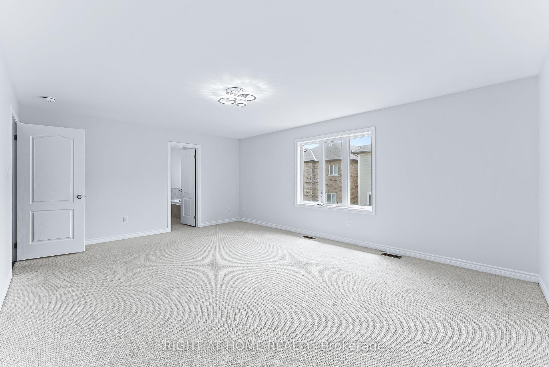 Photo 14 of 1157 Peelar (MAIN AND 2ND FLOOR) Crescent, Innisfil, Lefroy — HOMEH