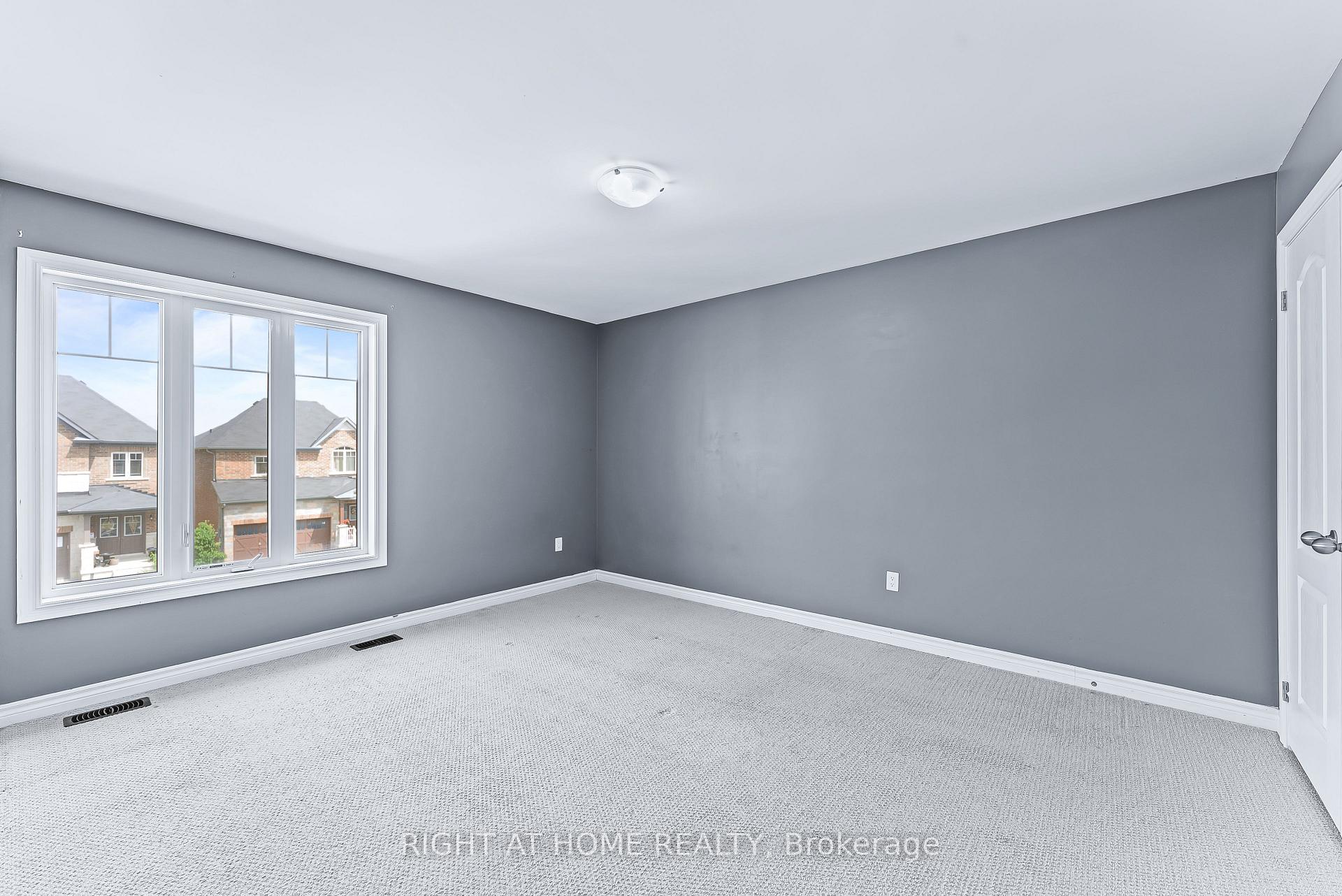 Photo 20 of 1157 Peelar (MAIN AND 2ND FLOOR) Crescent, Innisfil, Lefroy — HOMEH