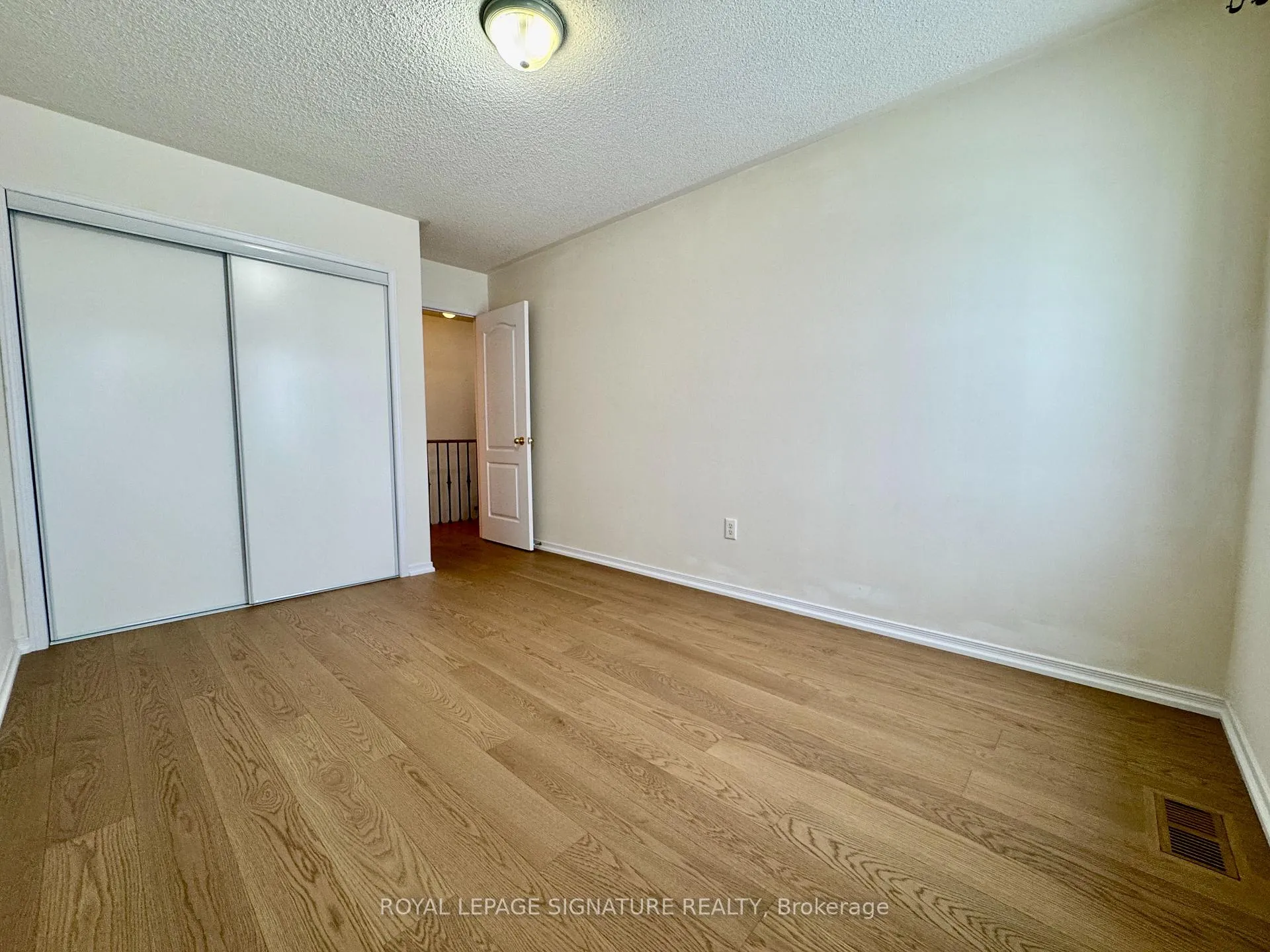 Photo 12 of 7 Yale Lane, Markham, Cornell — HOMEH