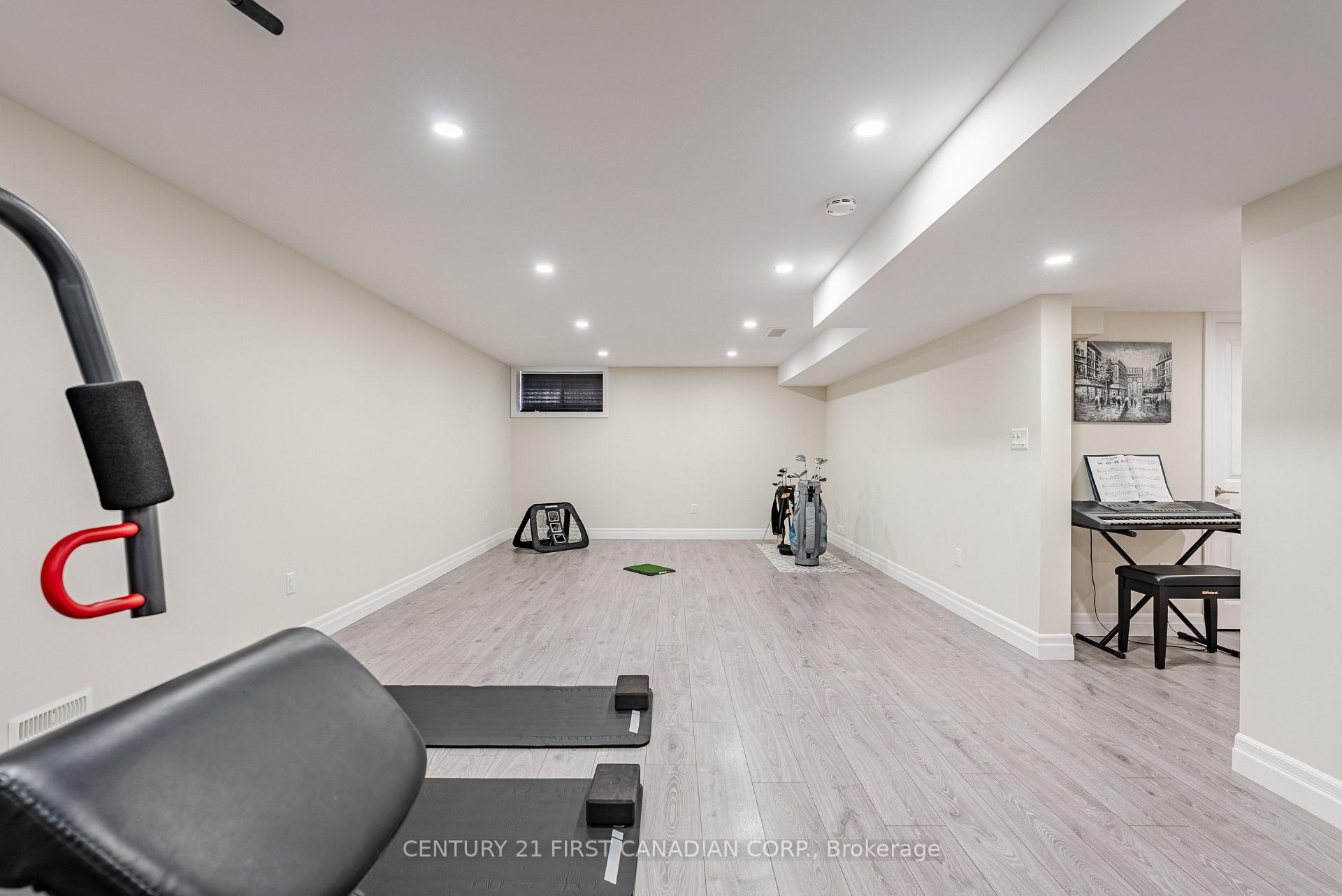 Photo 36 of 120 Coyne Lane, Lucan Biddulph, Lucan — HOMEH