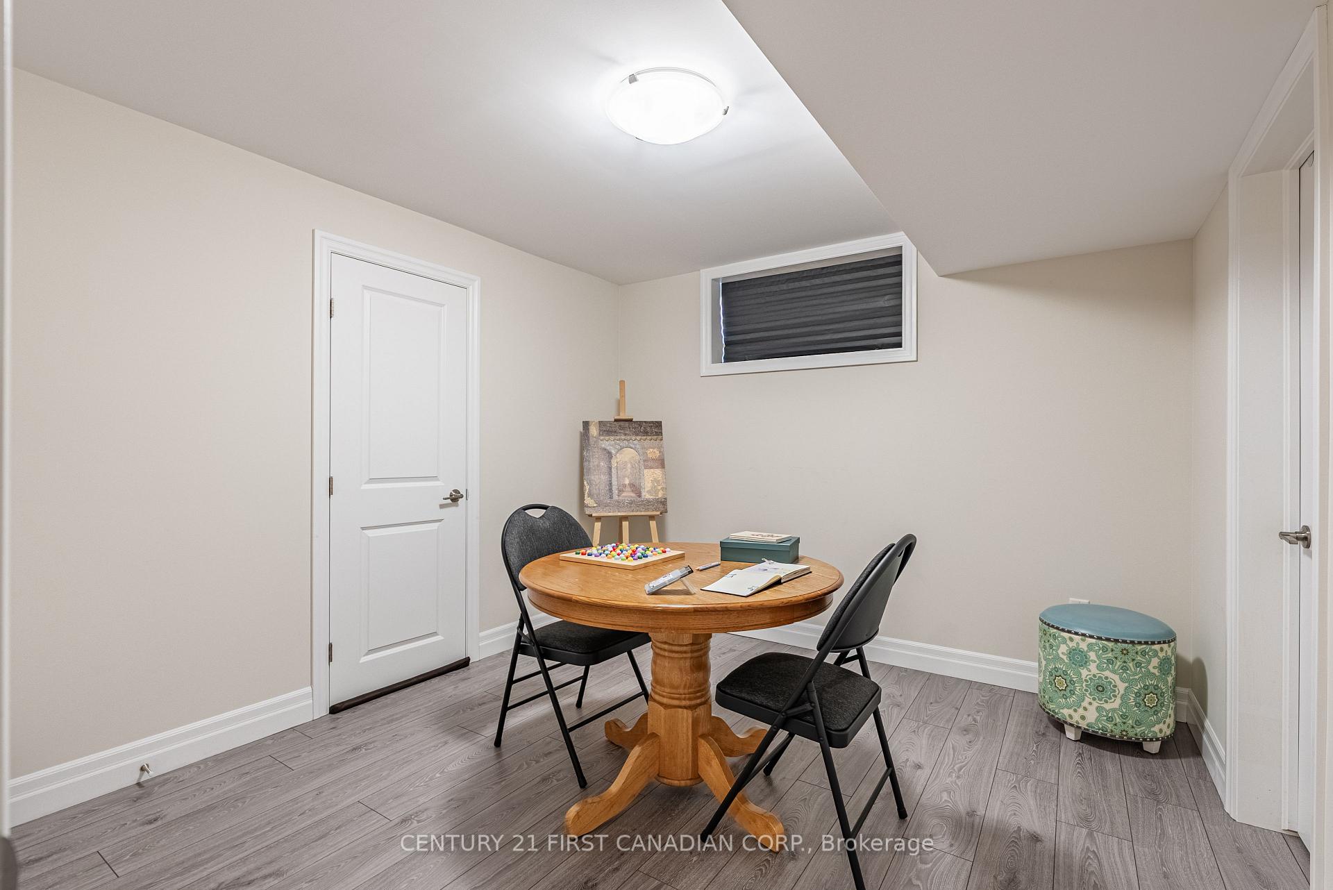 Photo 37 of 120 Coyne Lane, Lucan Biddulph, Lucan — HOMEH