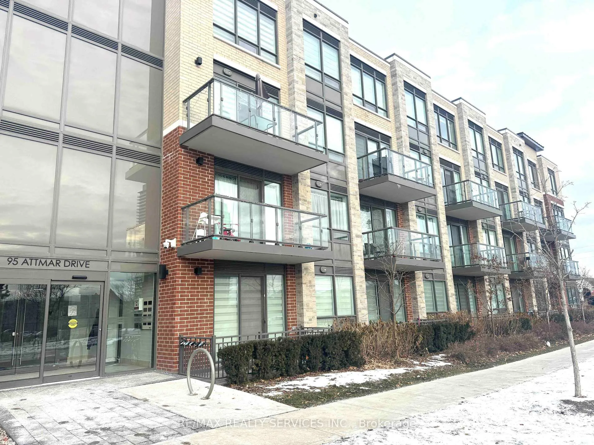 Photo 3 of Unit 303, 95 Attmar Drive, Brampton, Bram East — HOMEH