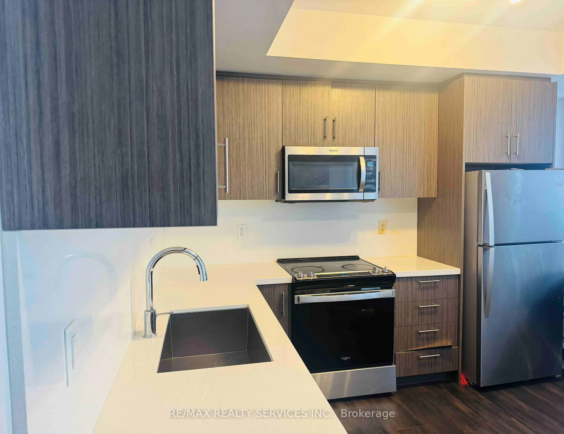 Photo 11 of Unit 303, 95 Attmar Drive, Brampton, Bram East — HOMEH