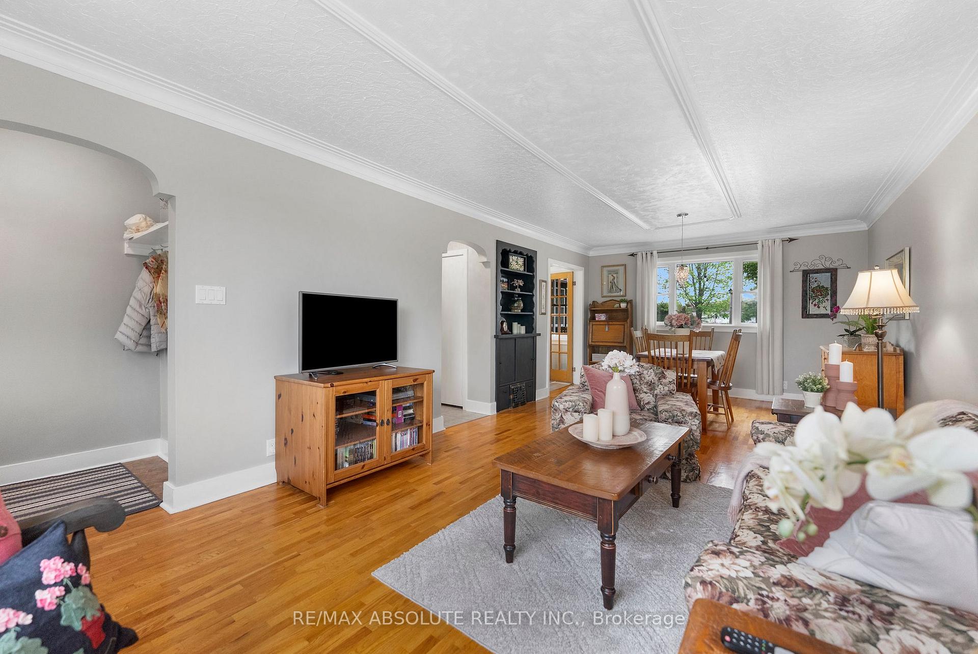 Photo 5 of 150 Poole Street, McNab/Braeside, Mcnab/Braeside Twps — HOMEH