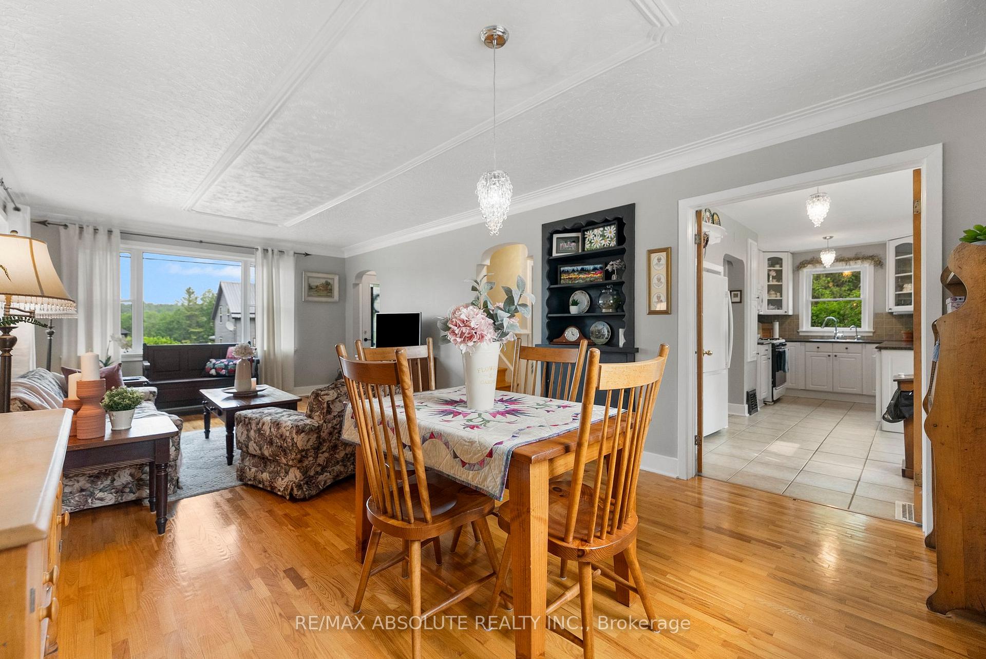Photo 7 of 150 Poole Street, McNab/Braeside, Mcnab/Braeside Twps — HOMEH