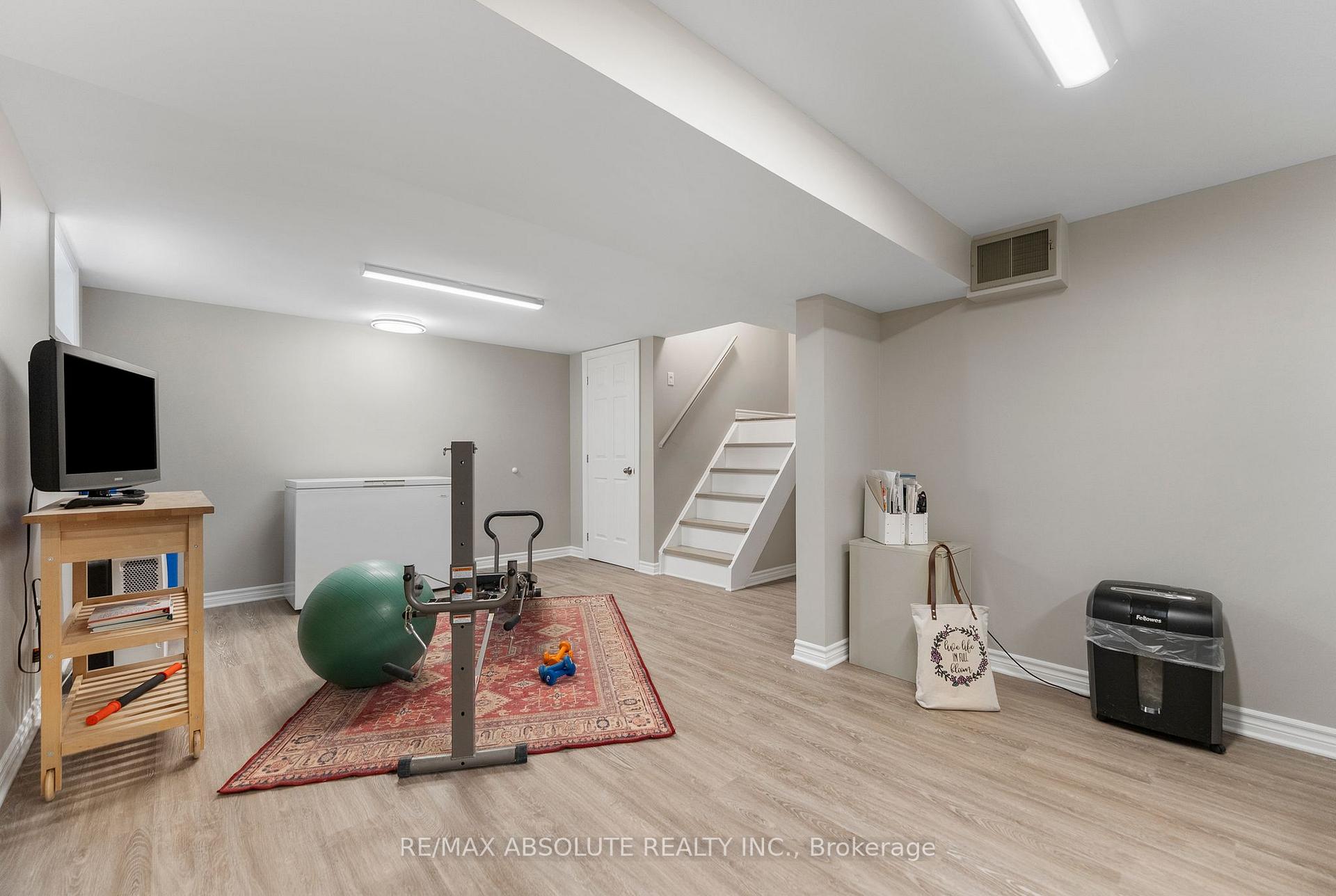 Photo 21 of 150 Poole Street, McNab/Braeside, Mcnab/Braeside Twps — HOMEH