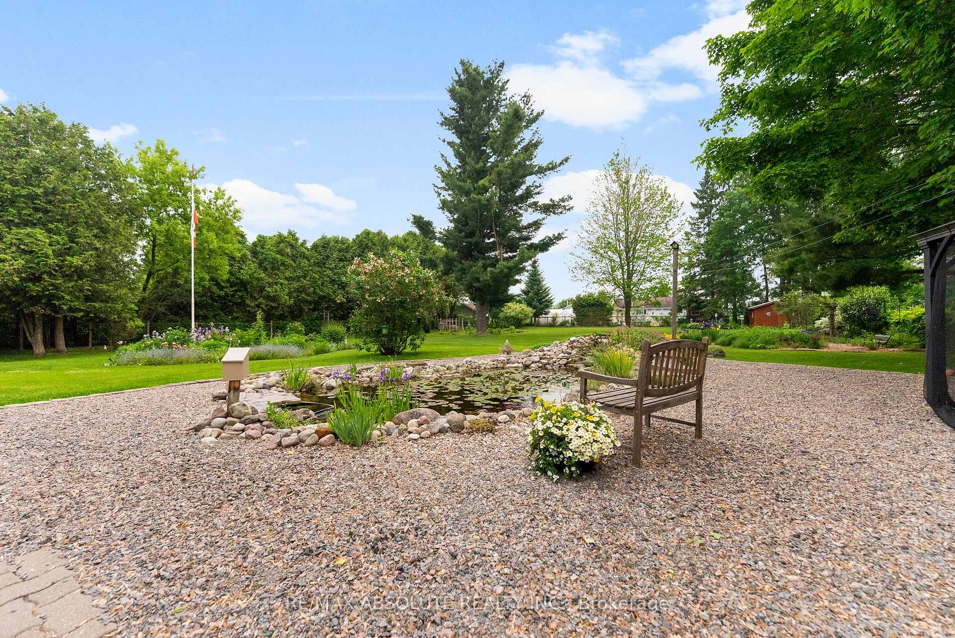 Photo 24 of 150 Poole Street, McNab/Braeside, Mcnab/Braeside Twps — HOMEH