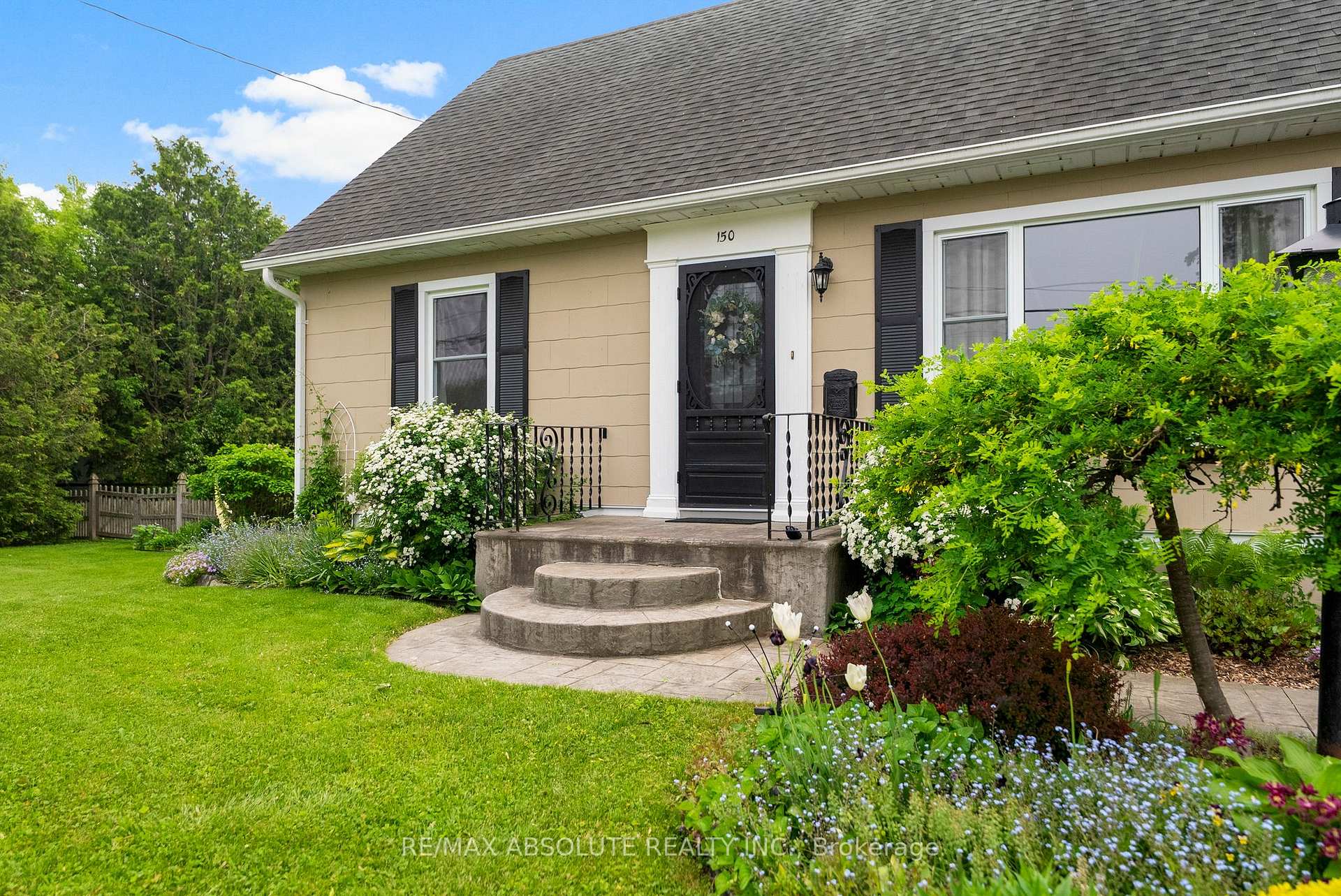 Photo 42 of 150 Poole Street, McNab/Braeside, Mcnab/Braeside Twps — HOMEH