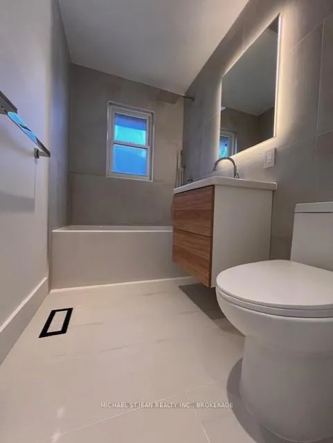 Photo 2 of Unit 1, 286 East 45th Street, Hamilton, Hampton Heights — HOMEH