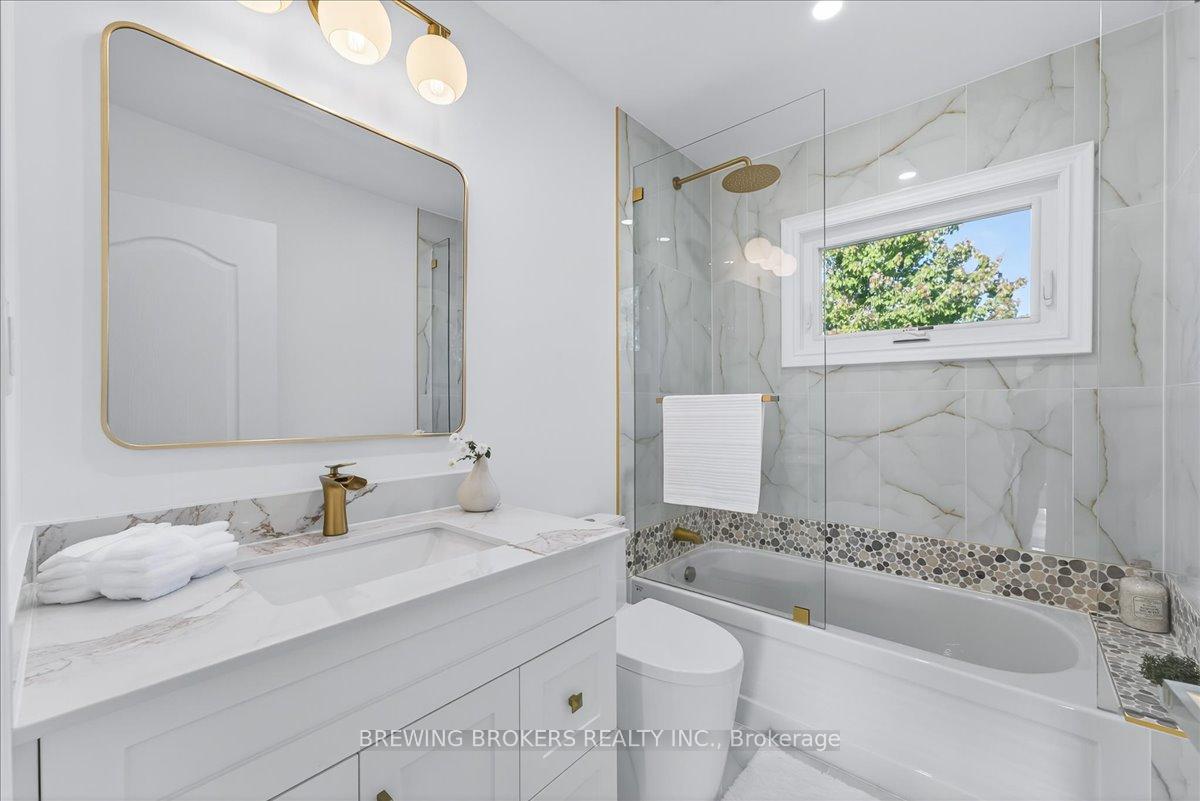 Photo 36 of 261 Nelson Crescent, Innisfil, Stroud — HOMEH